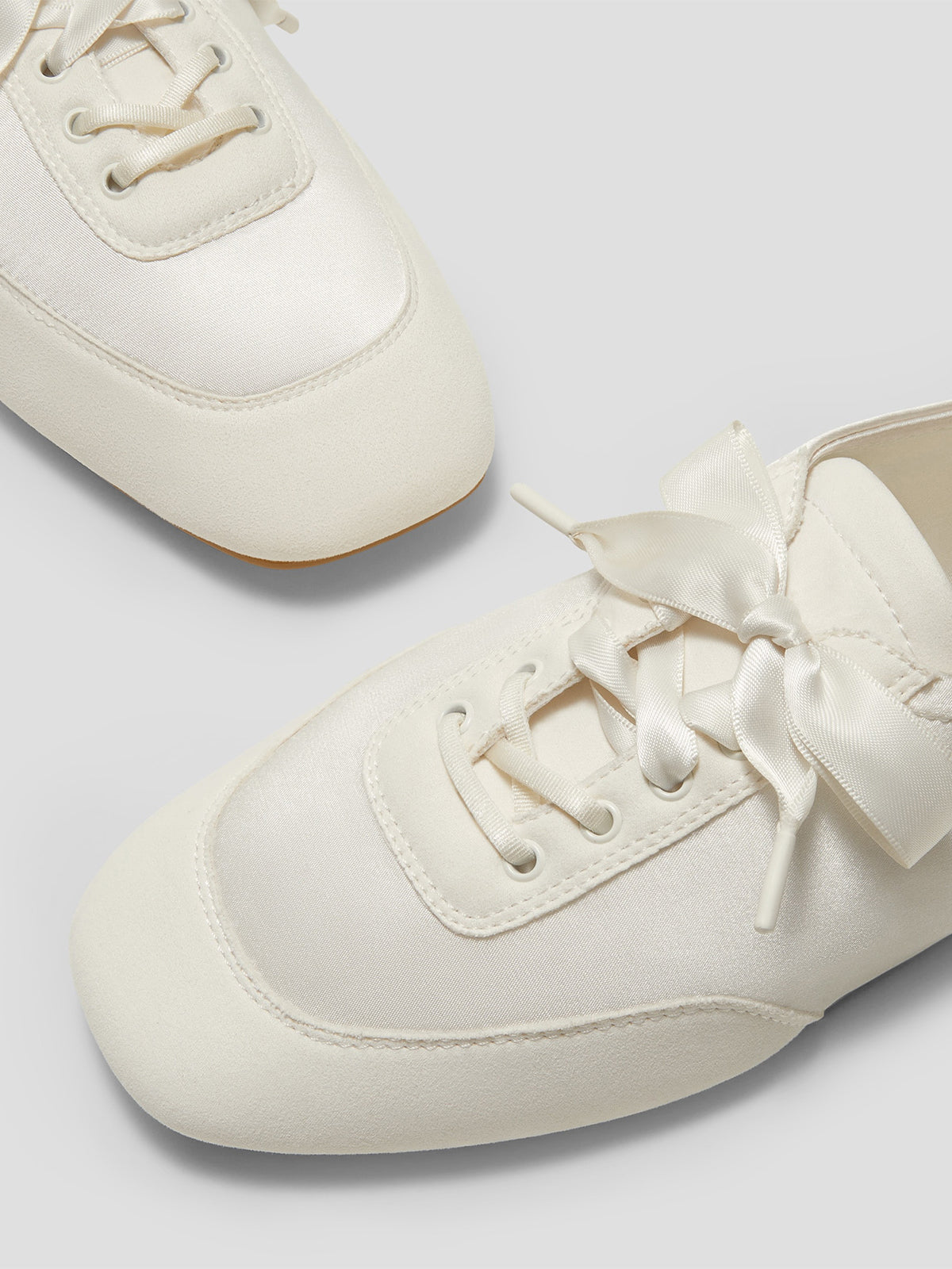 Cream Satin And Faux Suede Square-Toe Floral Embroidery Lace-Up Flats