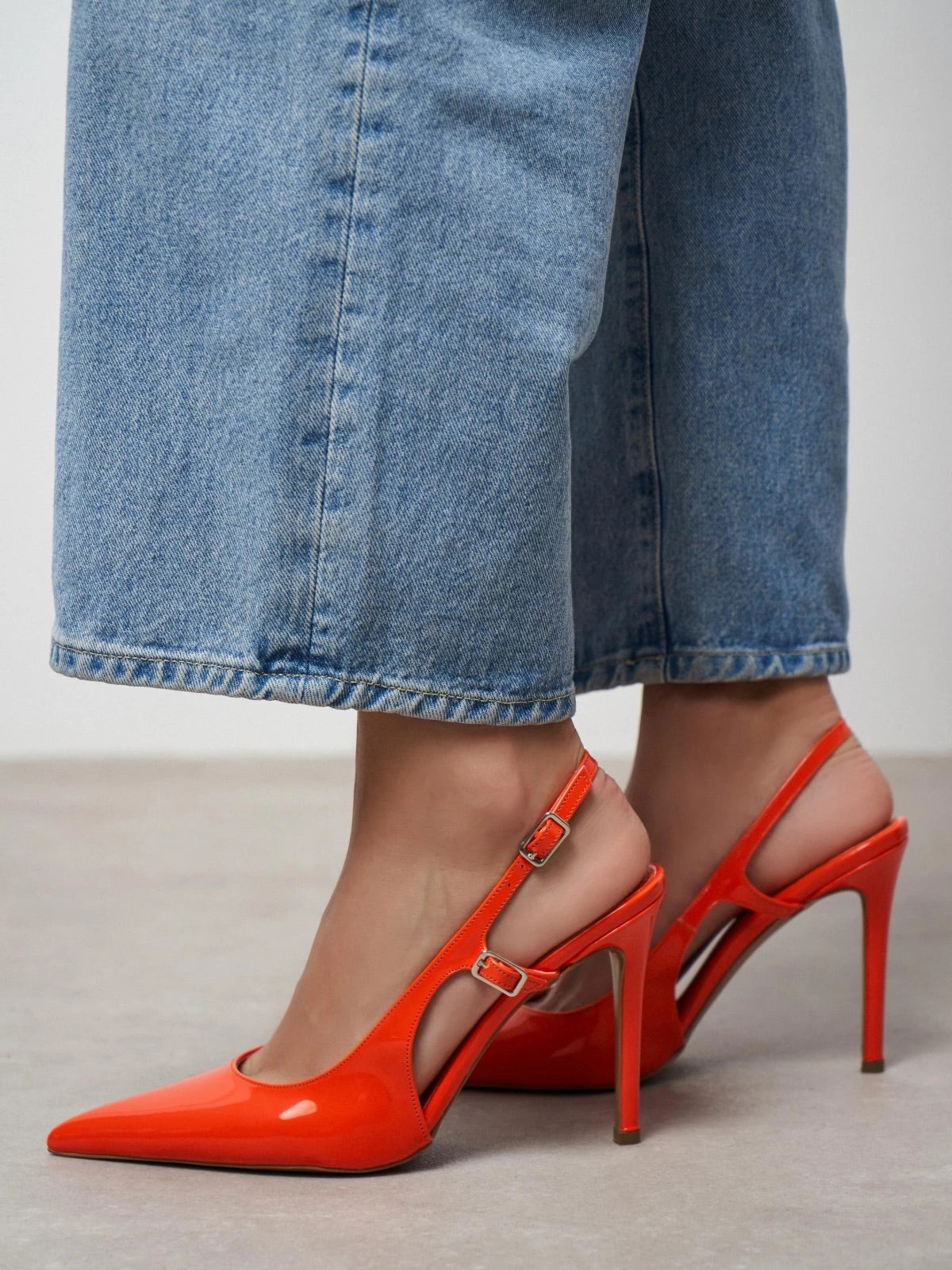 Patent Leather Pointed-Toe Buckle Back Strap Chic High Heels - Orange