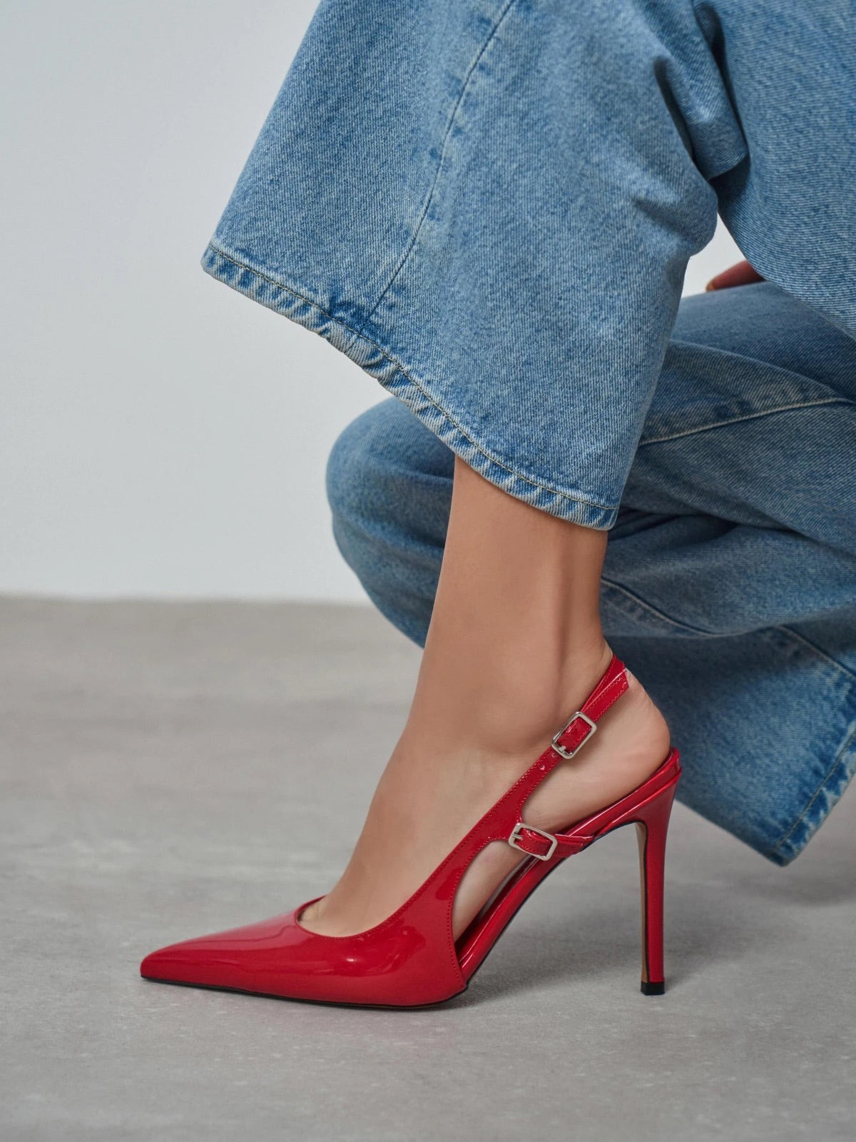 Patent Leather Pointed-Toe Buckle Back Strap Chic High Heels - Red