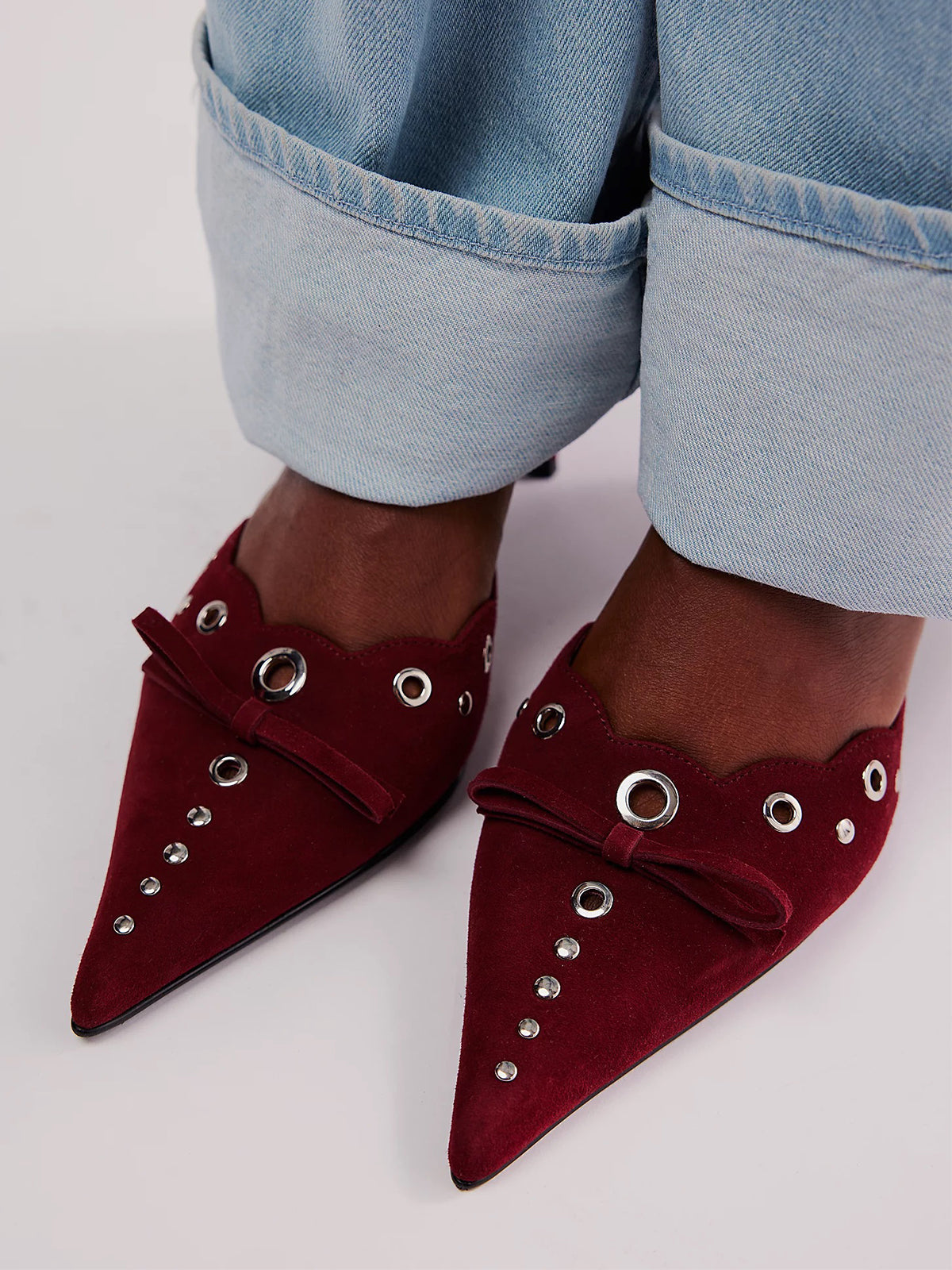 Wine Red Faux Suede Pointed-Toe Front Knot And Studs And Eyelets Kitten Heels