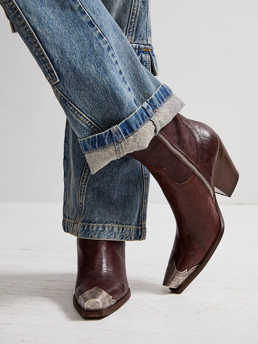 Metal Snip-Toe Full-Zip Classic Cowgirl Ankle Boots - Chocolate