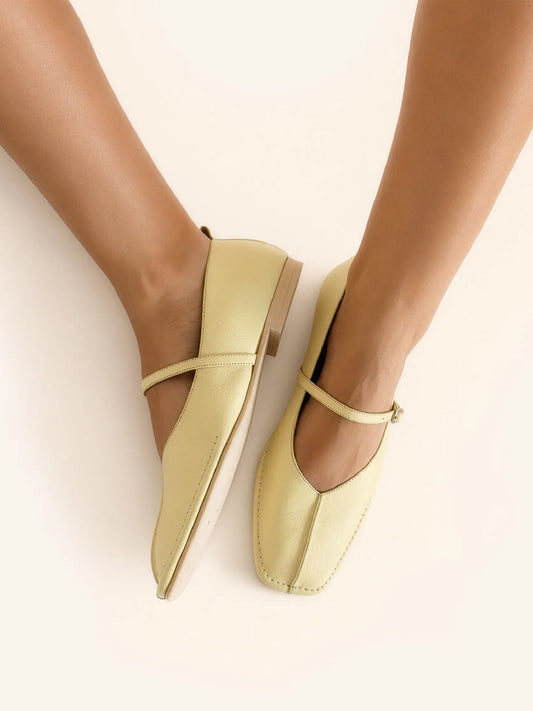 Yellow Square-Toe Buckle Middle And Ankle Strap Chic Flats