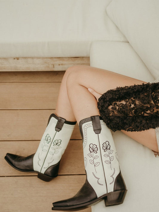 Chocolate Studs Snip-Toe Applique Cowgirl Wesern Mid Calf Boots