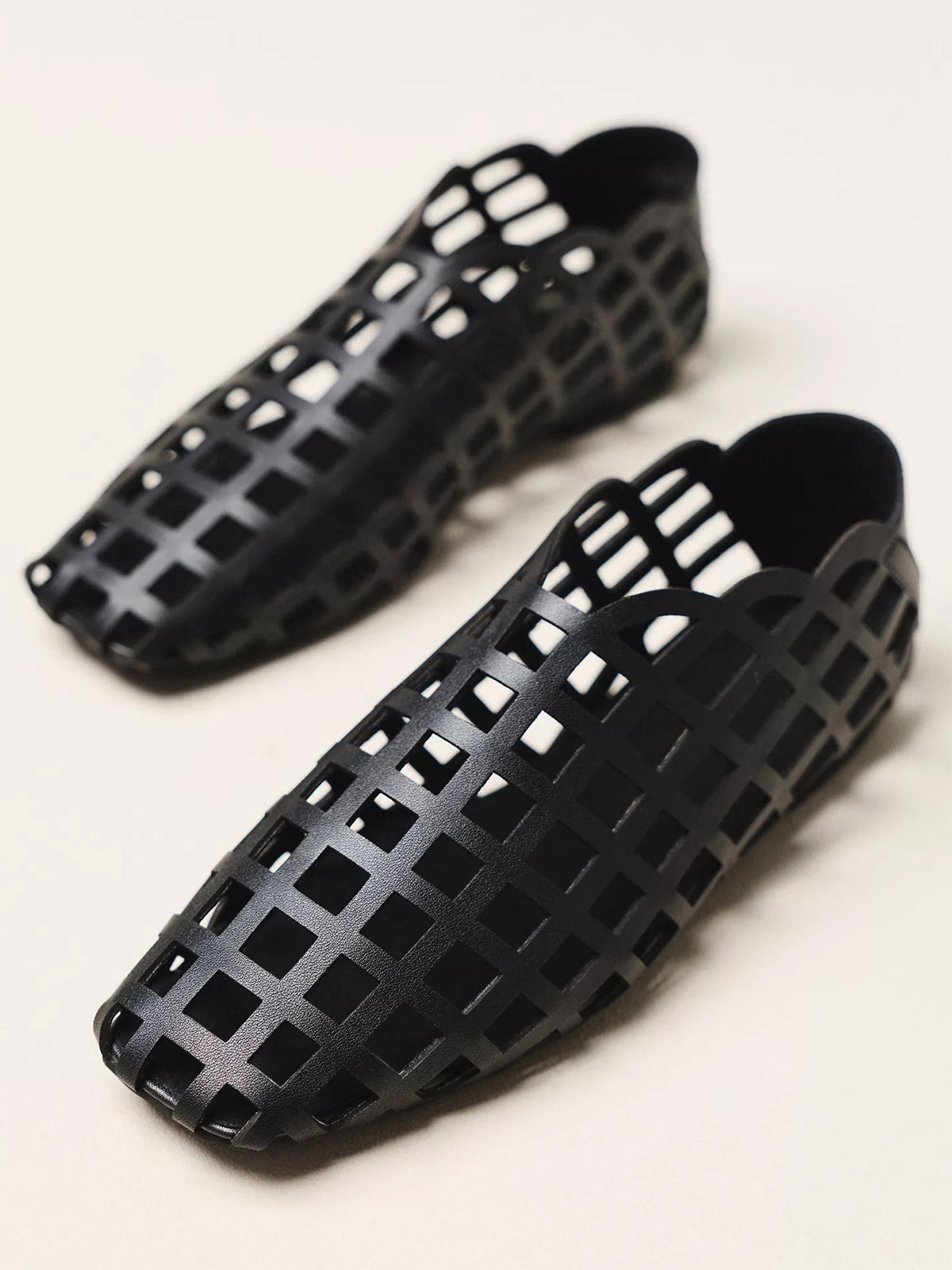 Black Square-Toe Chic Cutout Simple Flats