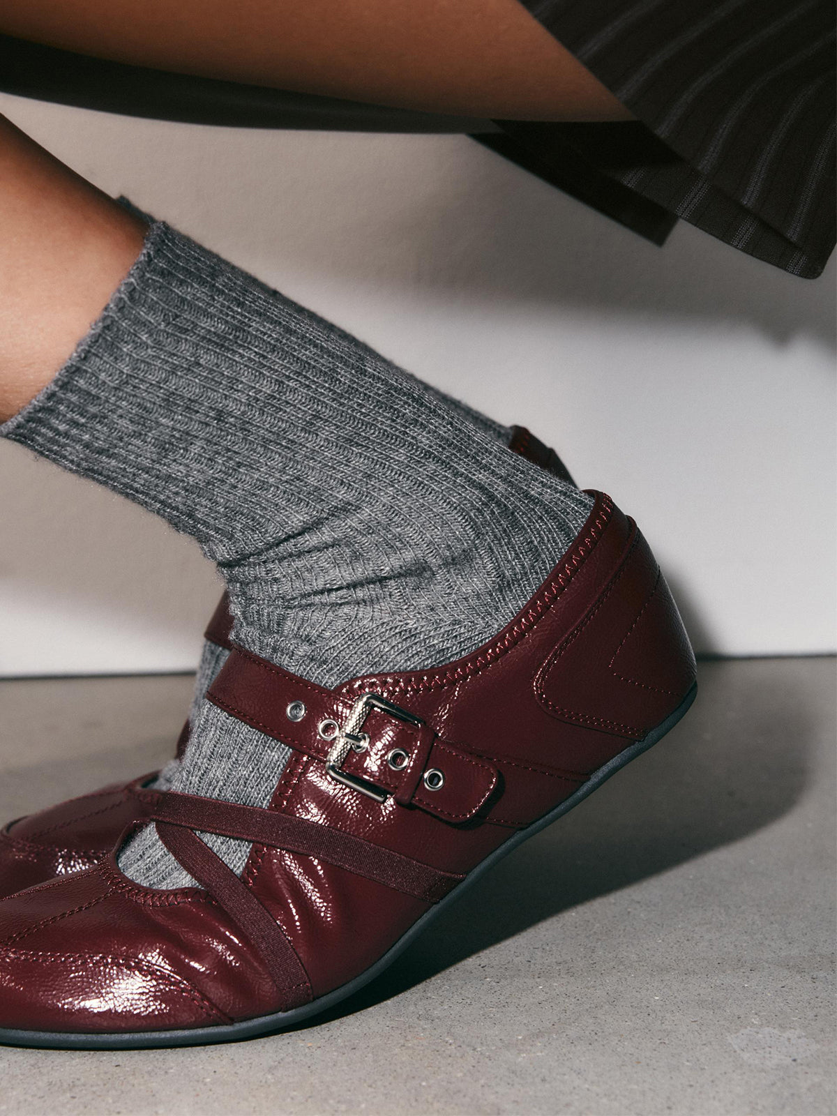 Patent Burgundy Round-Toe Crossed Straps And Buckle Mary Jane Ballet Flats