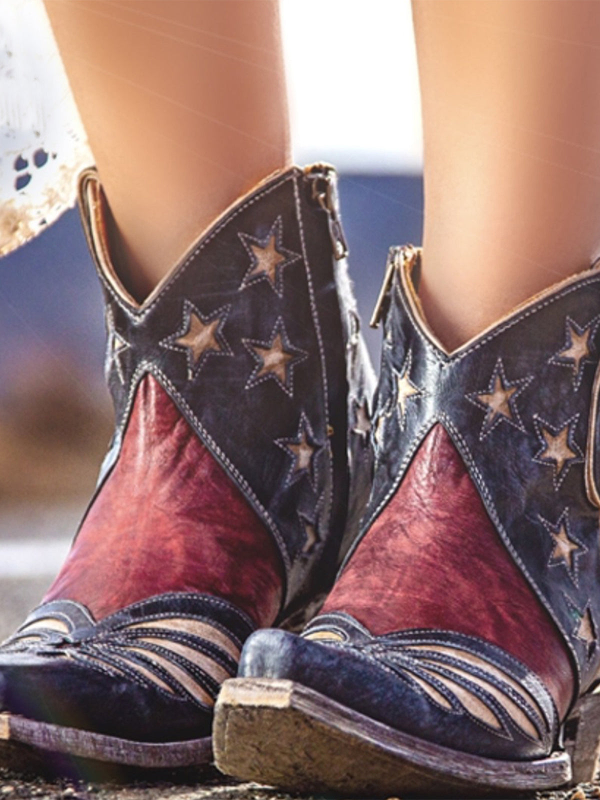 Contrast Tri-Color Snip-Toe Stars Inlay Full-Zip Ankle Cowgirl Boots