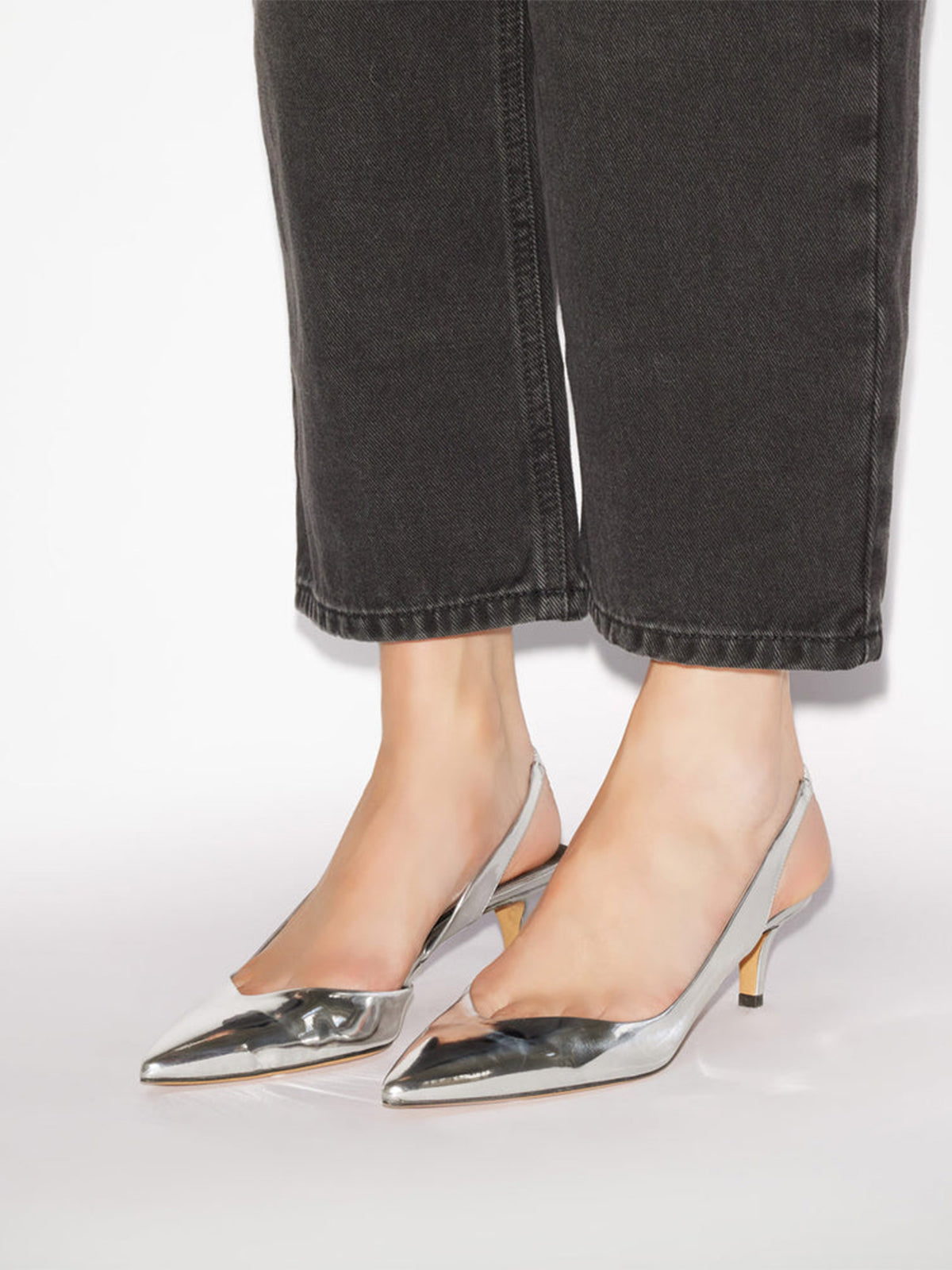 Metallic Silver Pointed-Toe Classic Slingback Kitten Heels