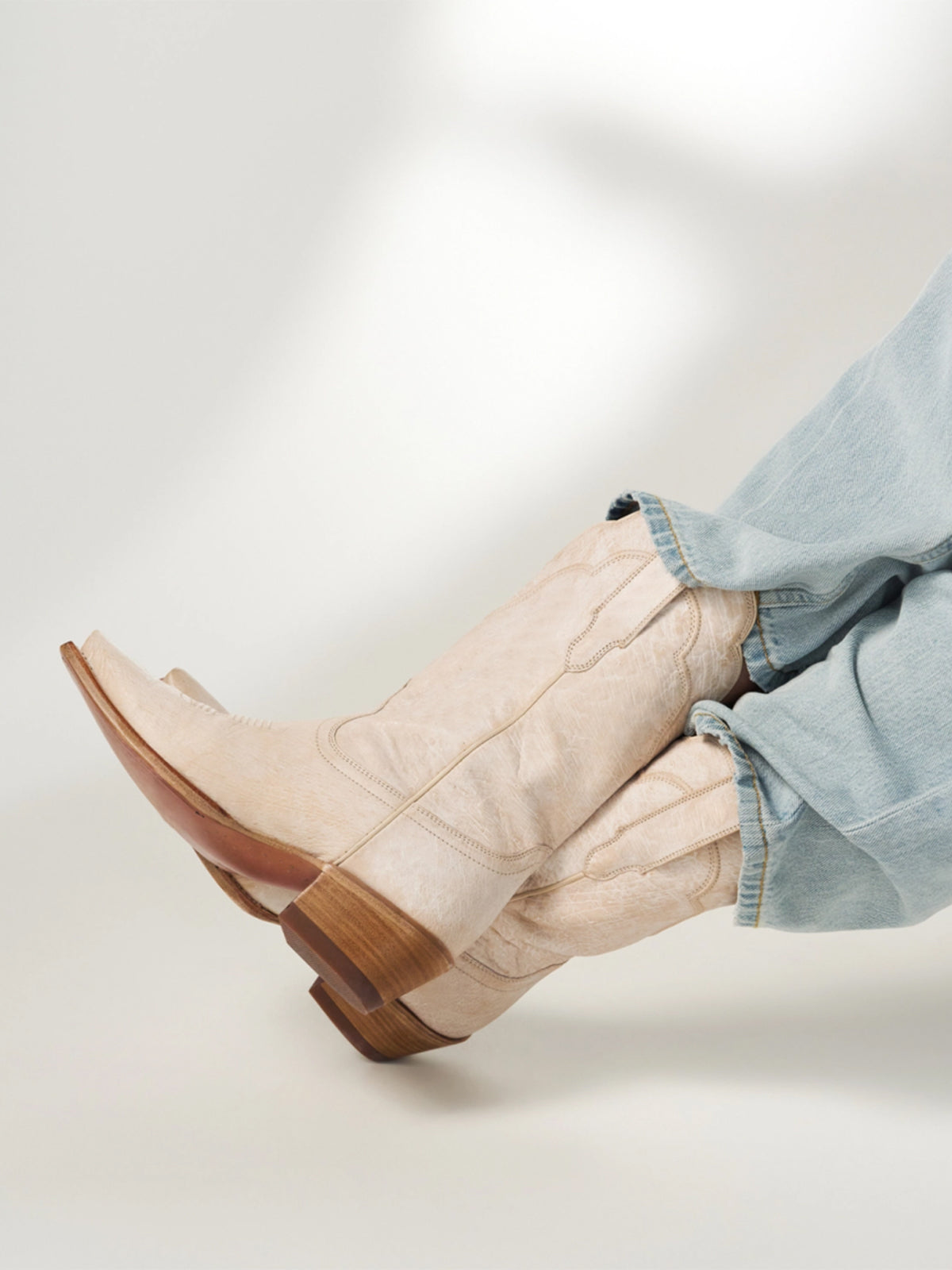 Distressed Ivory Snip-Toe Simple Mid Calf Chic Cowgirl Boots