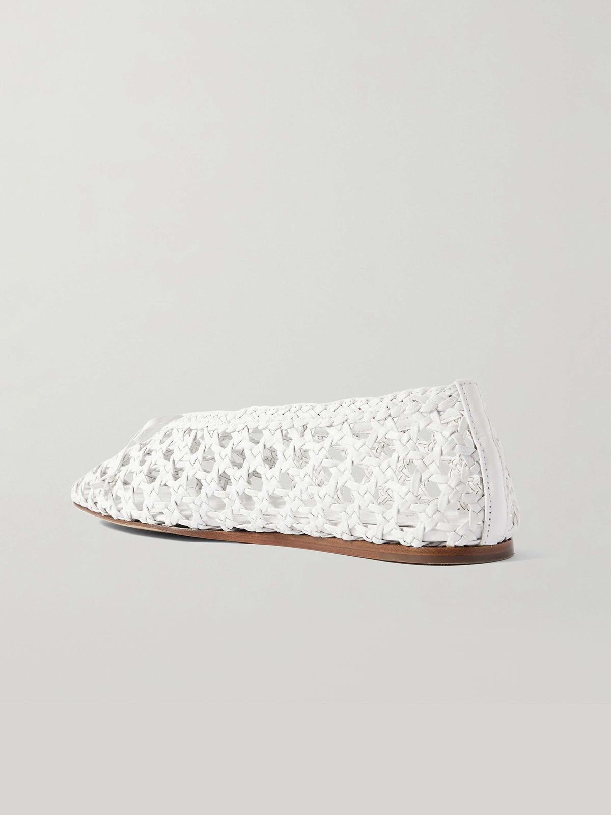 Woven Round-Toe Ballet Flats With Bow - White