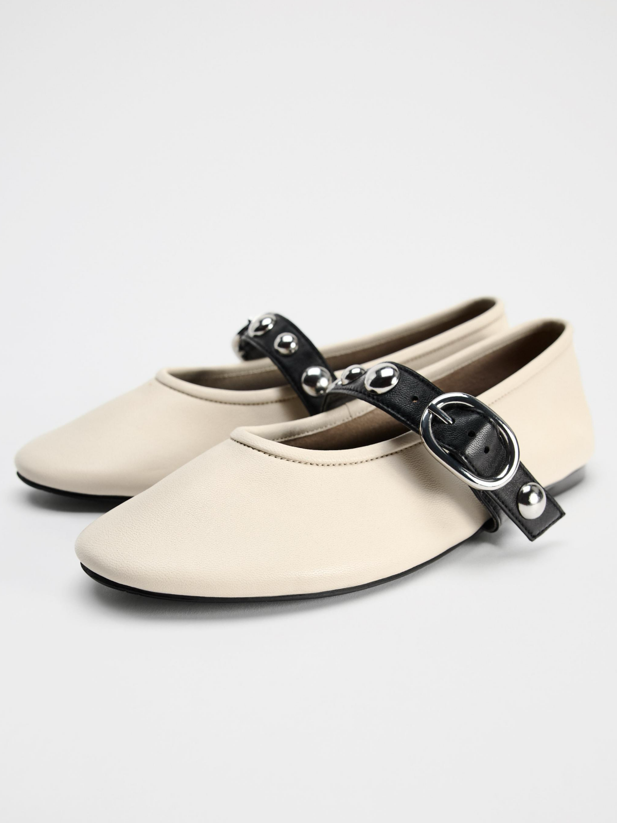 Ivory Round-Toe Studded Strap With Buckle Closure At Instep Ballet Flats