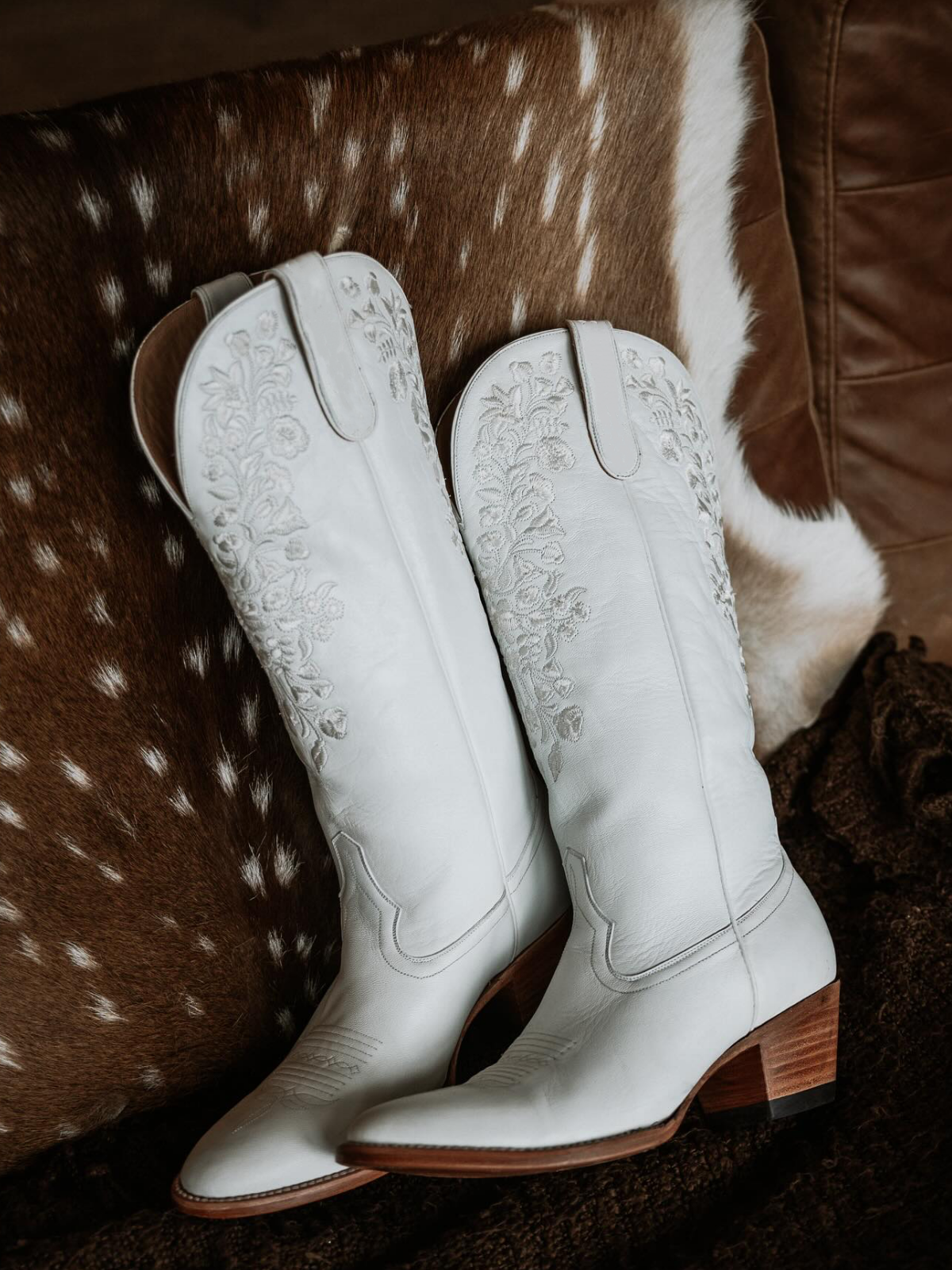 White Floral Embroidery Round-Toe Wide Mid Calf Cowboy Tall Boots For Women