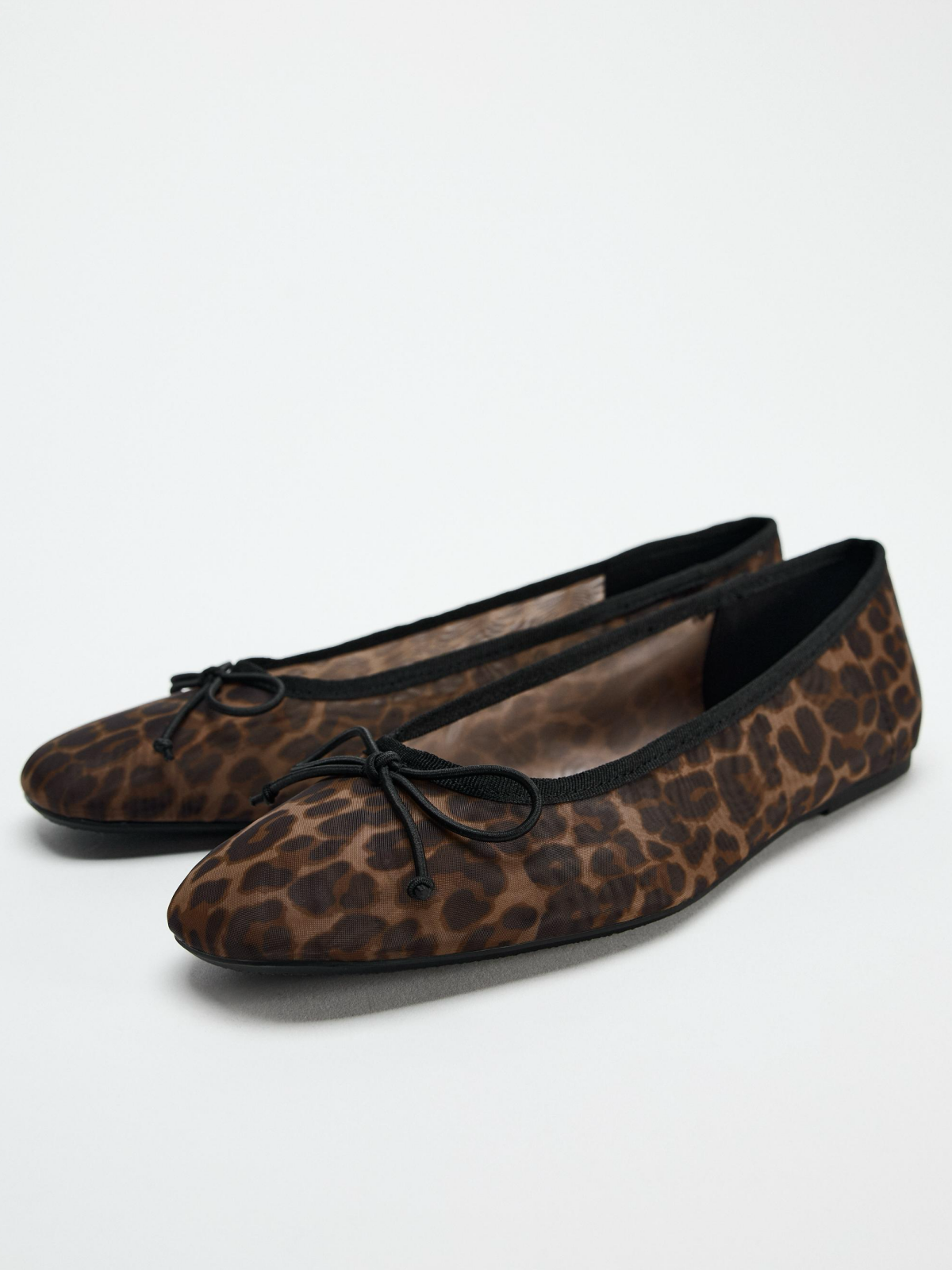 Leopard Mesh Round-Toe Ballet Bow Flats