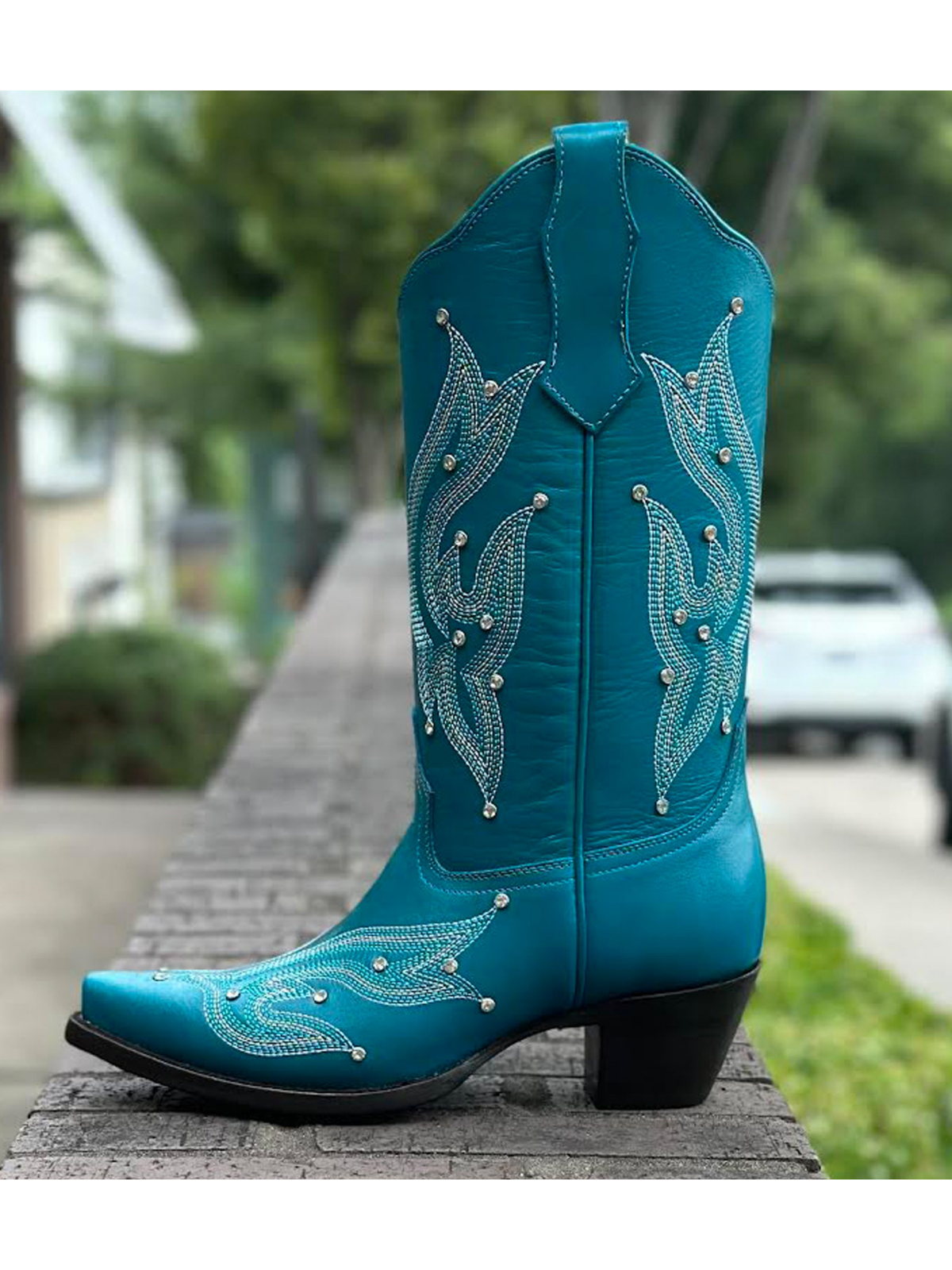 Rhinestone Embroidery Snip-Toe Wide Mid Calf Tall Cowgirl Boots - Turquoise