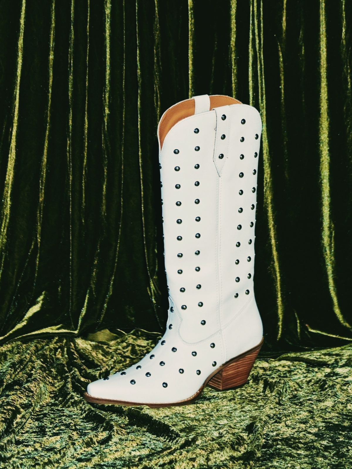 White Studded Pointed-Toe Mid Calf Western Tall Boots Cowgirl Boots