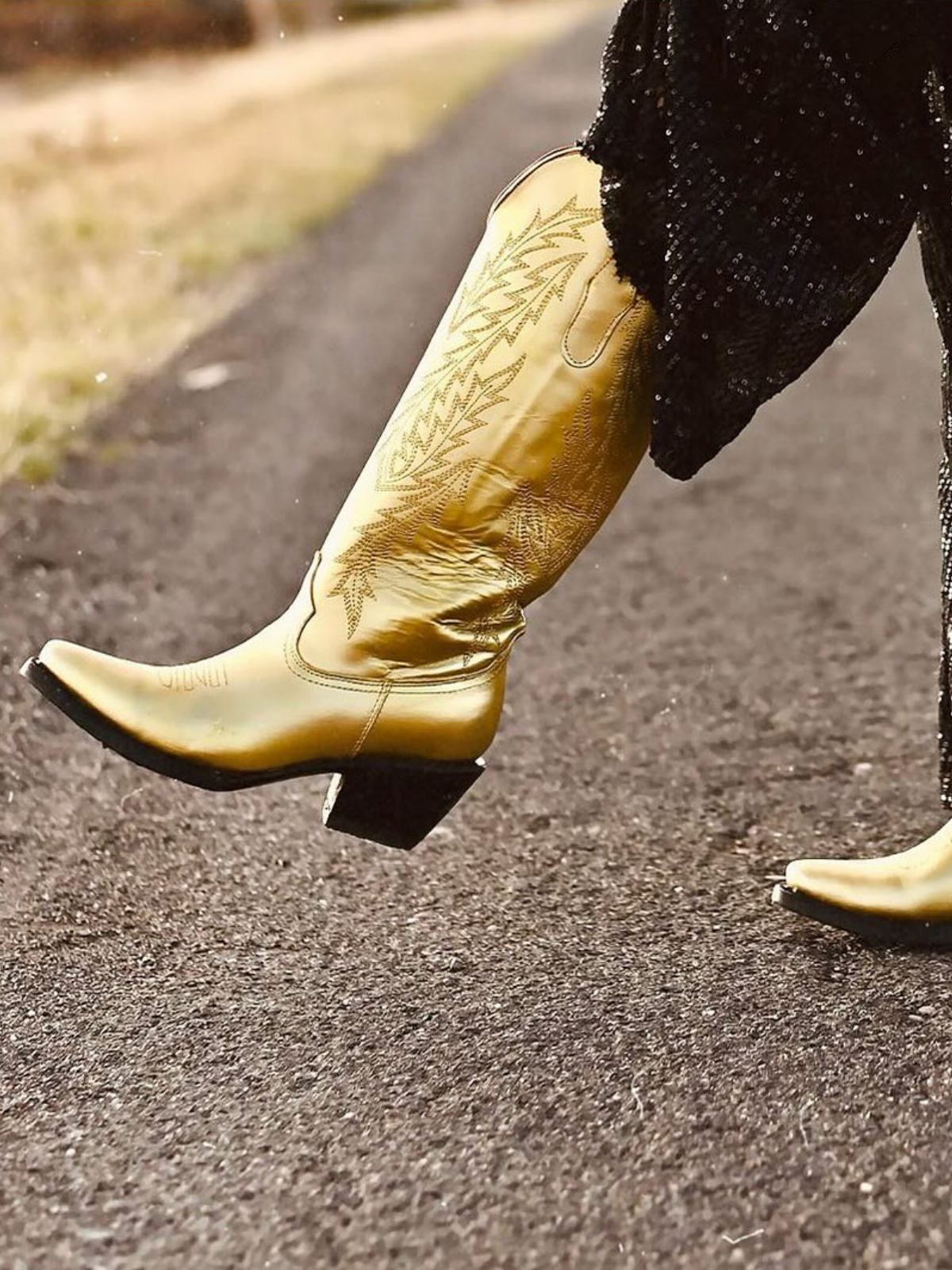 Metallic Snip-Toe Leaf Embroidery Half-Zip Mid Calf Tall Cowgirl Boots - Gold