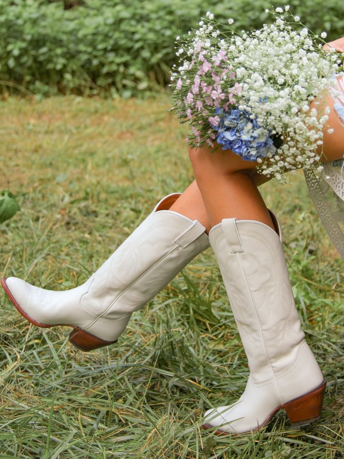 White Almond-Toe Fallen Leaves Embroidery Wide Mid Calf Tall Cowgirl Boots