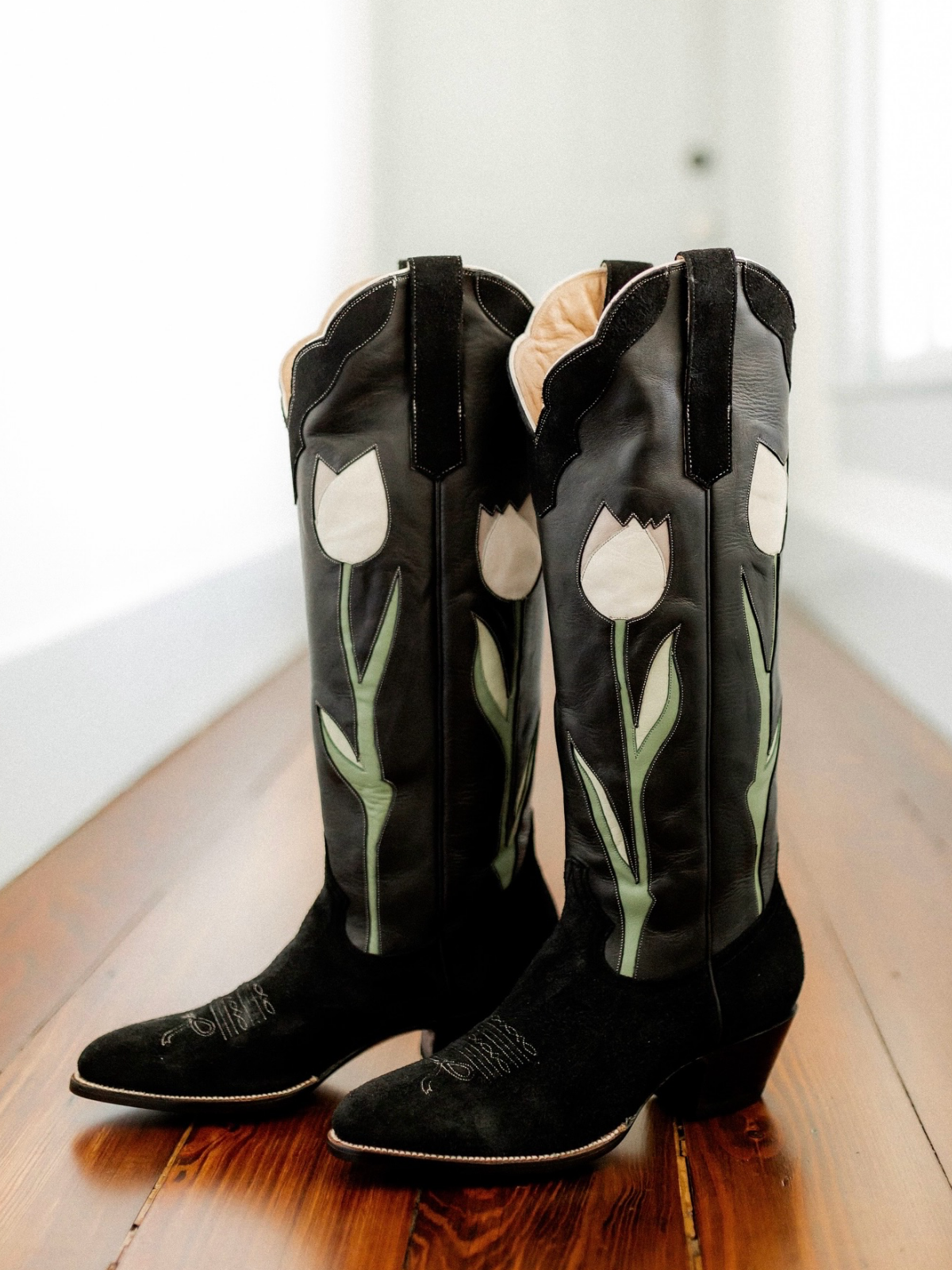 Black Contrast Vegan Leather And Faux Suede Almond-Toe Tulip Inlay Wide Calf Knee High Cowgirl Boots