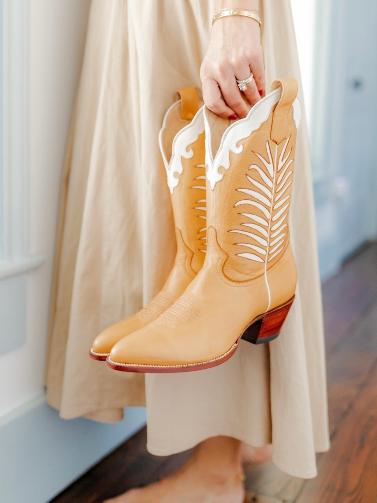 Honey Almond-Toe White Inlay Applique Wide Mid Calf Cowgirl Boots