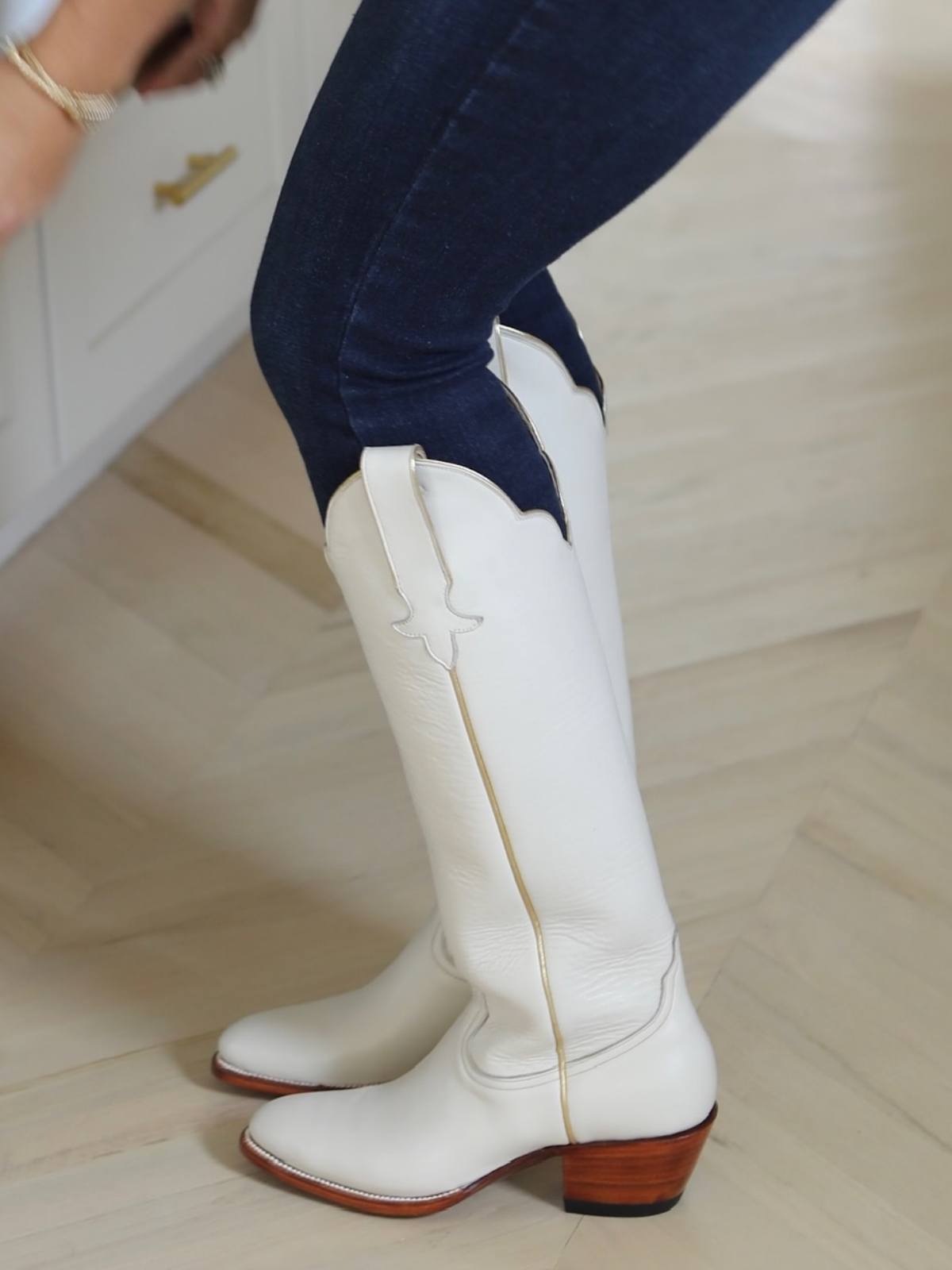 Simple Round-Toe Wide Calf Knee High Tall Cowgirl Boots - Bone