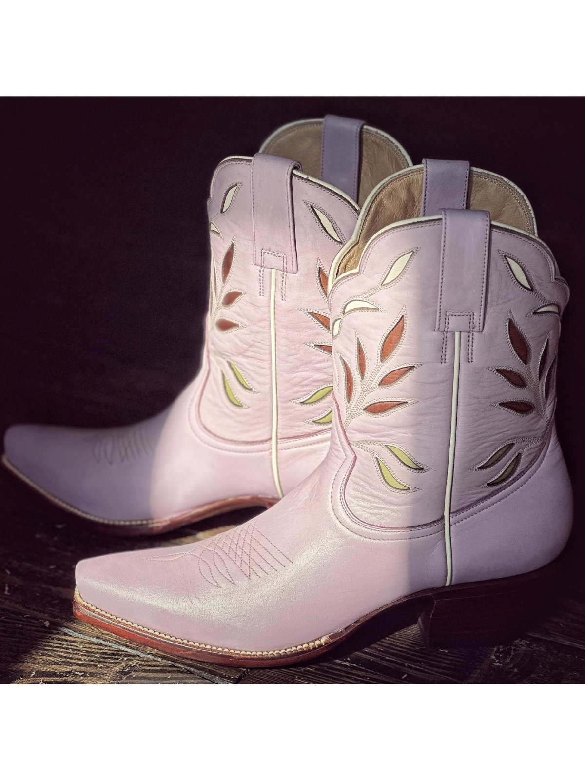 Light Lilac Snip-Toe Leaves Inlay Wide Mid Calf Cowgirl Boots