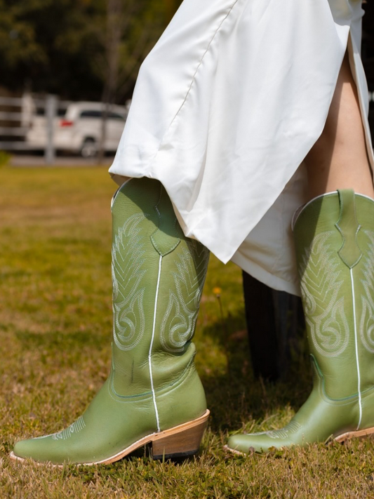 Green Snip-Toe Elegant Embroidery Wide Mid Calf Cowgirl Boots