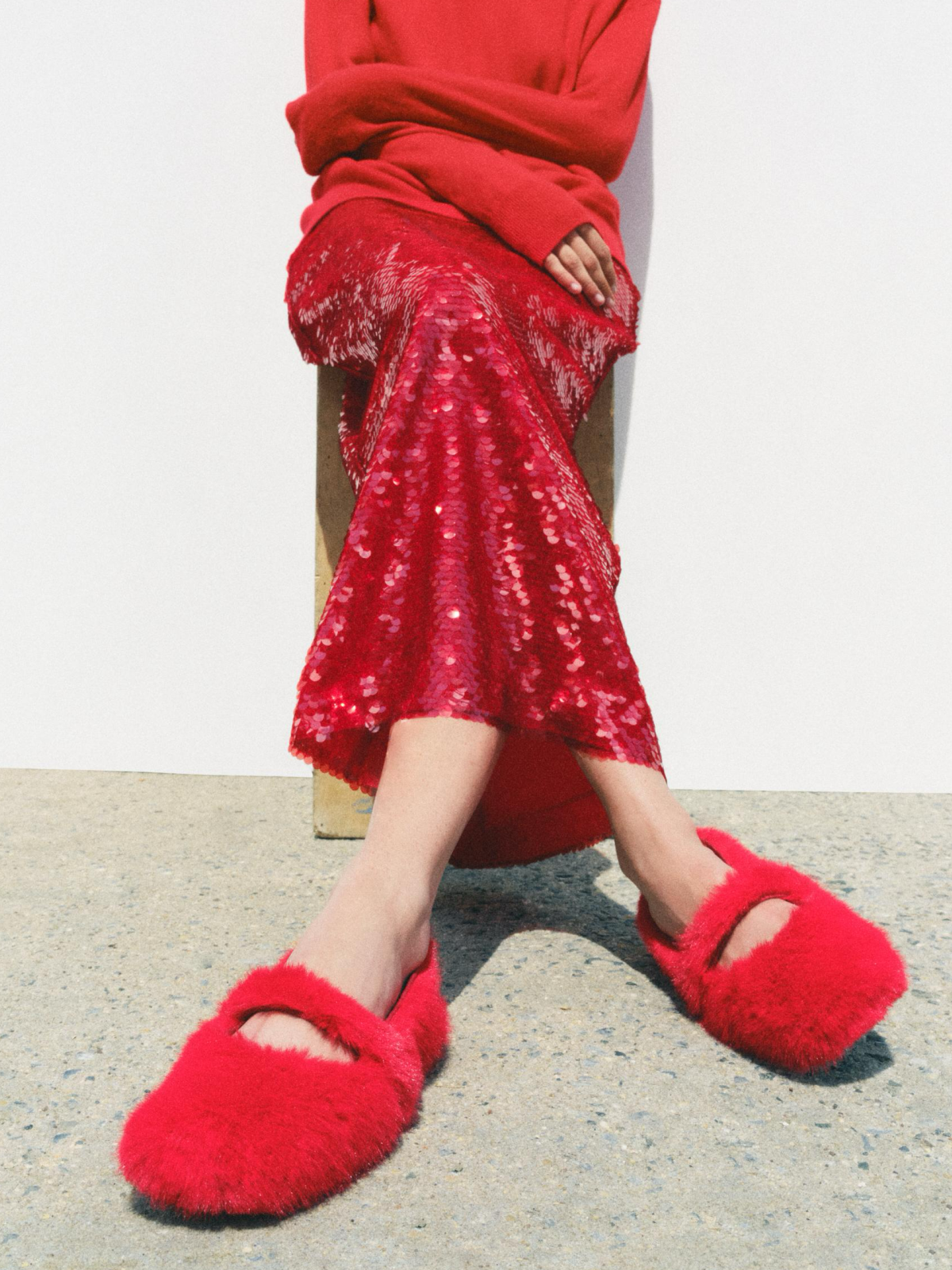 Red Faux Fur Round-Toe Front Strap Ballet Flats