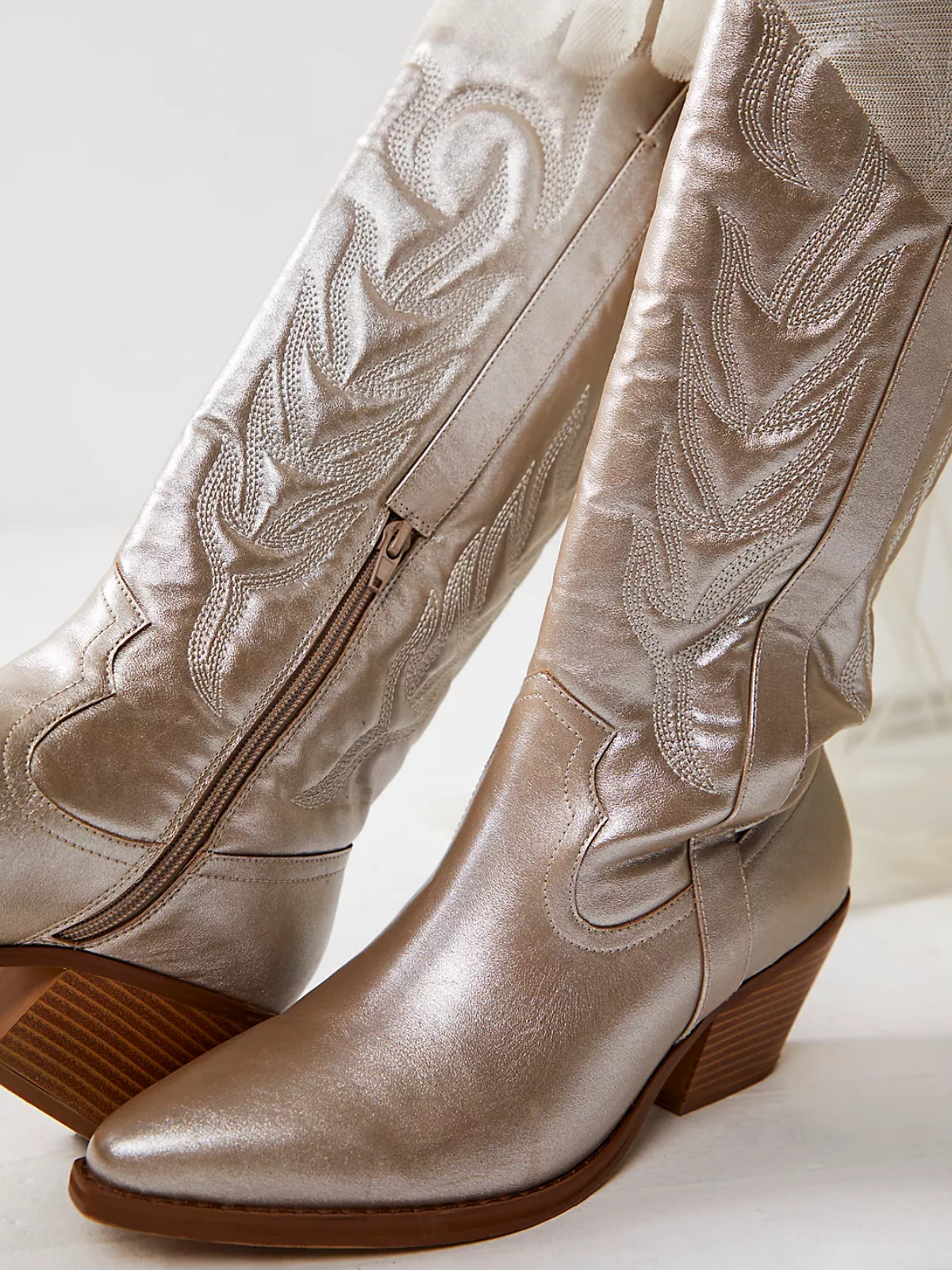 Snip-Toe Half-Zip Embroidery Mid Calf Cowgirl Boots - Metallic Platinum