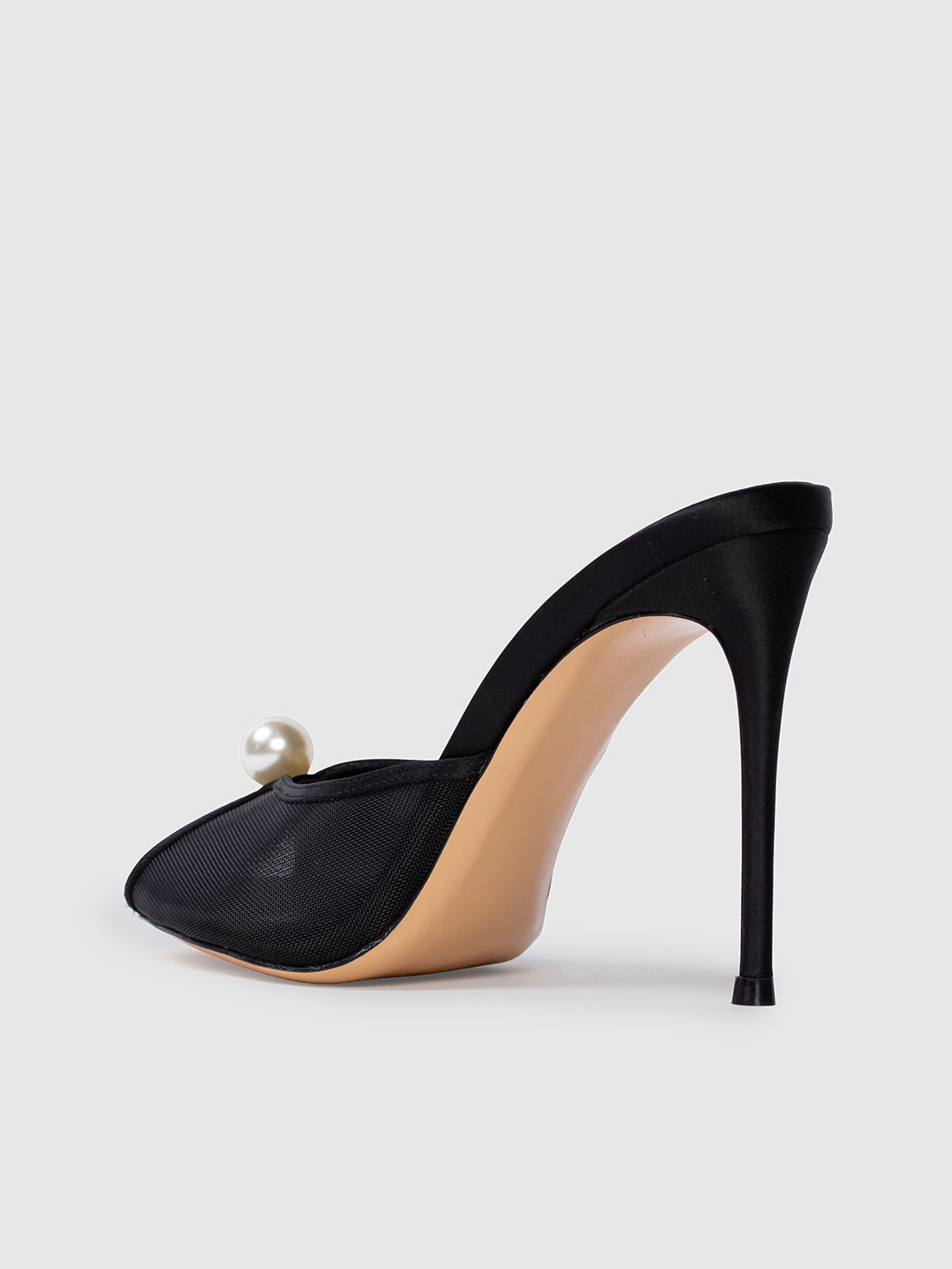 Black Mesh Round-Toe Front Pearl High Heels
