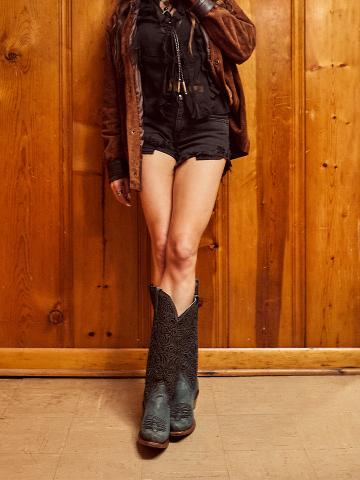 Navy Snip-Toe Inlay And Floral Embroidery Chic Mid Calf Cowgirl Boots