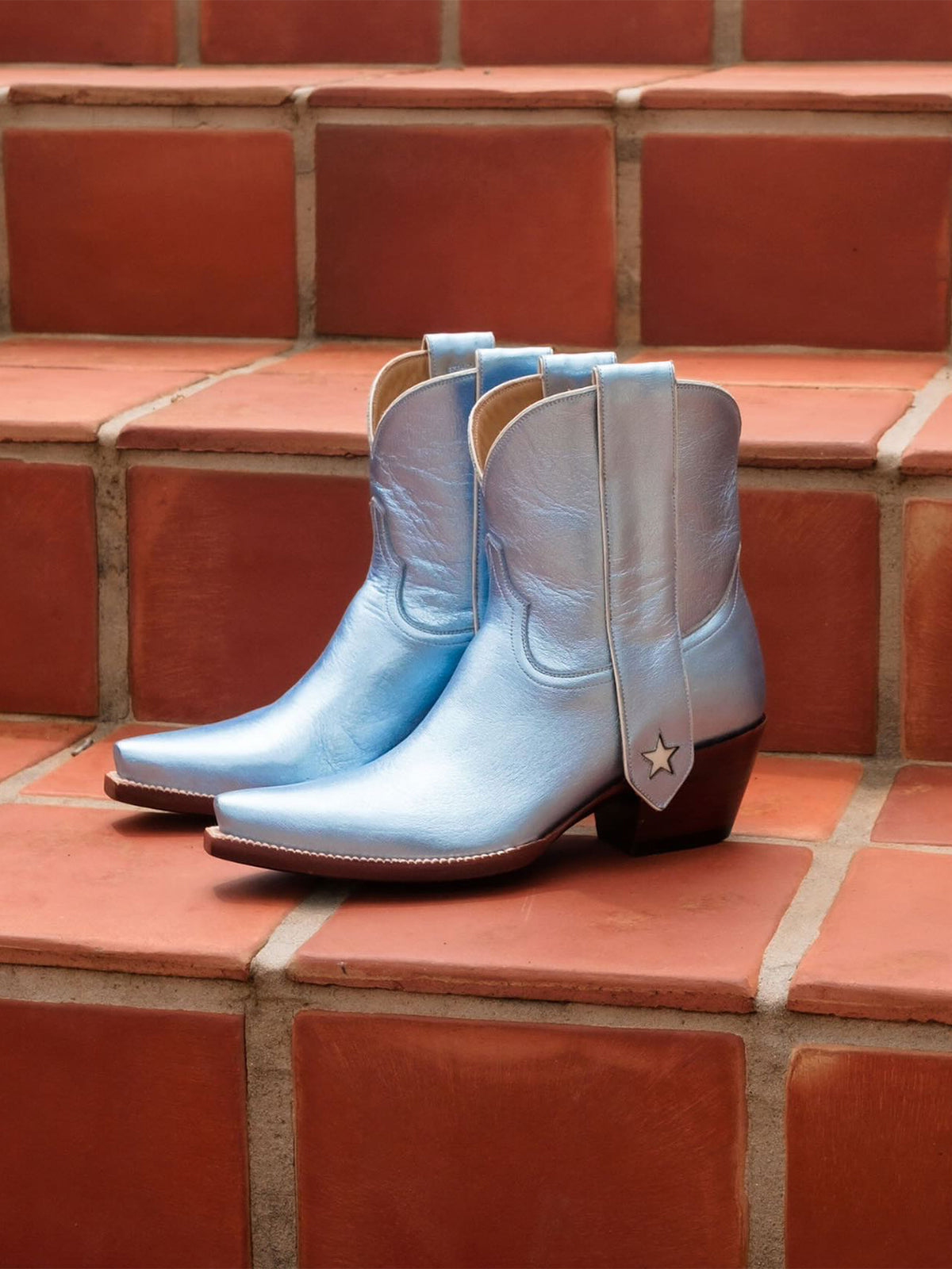 Metallic Blue Snip-Toe Long Ear Pull  With Heart Inlay Ankle Boots