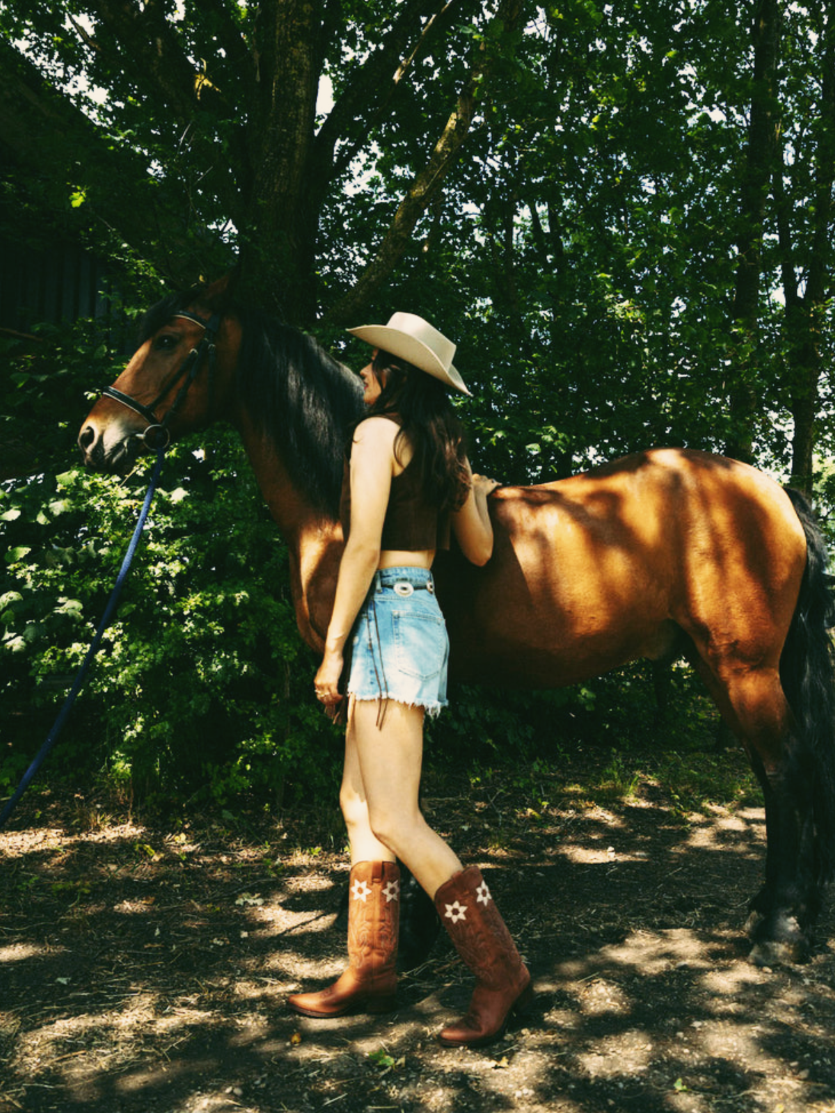 Brown Pointed-Toe Wide Mid Calf Western Cowgirl Boots With White Flower Inlay