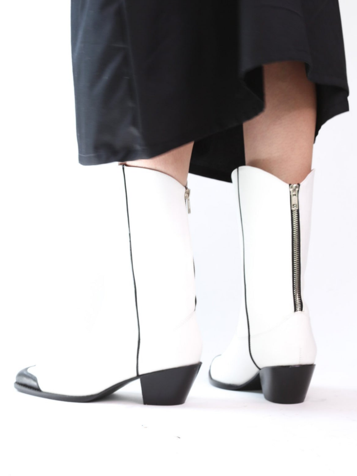 Contrast White And Black Almond-Toe Back-Zip Mid Calf Cowgirl Boots