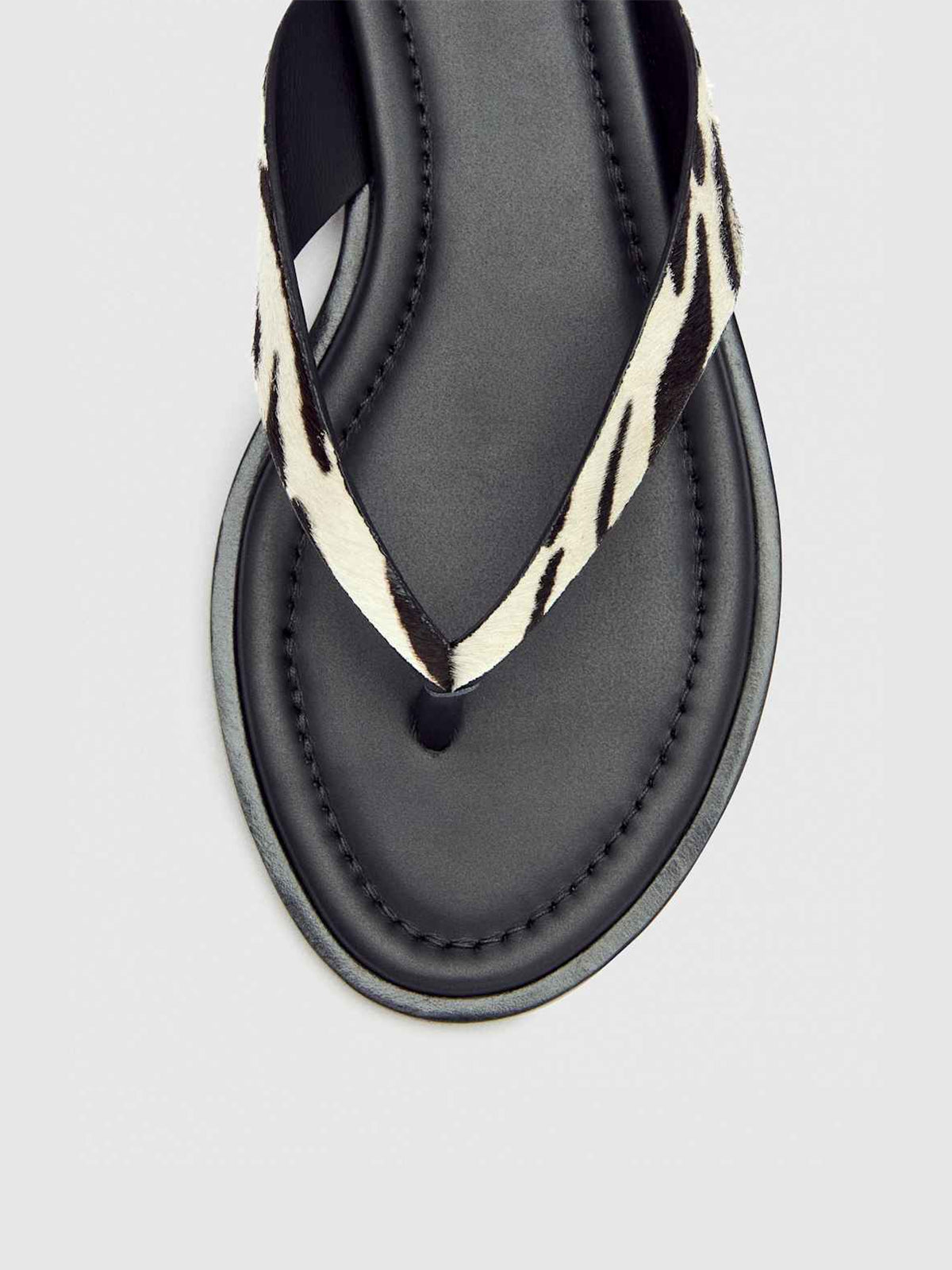 Classic Zebra Pattern Pony Hair Vegan Leather Round-Toe Flip-Flop Slip-On Flats Sandals