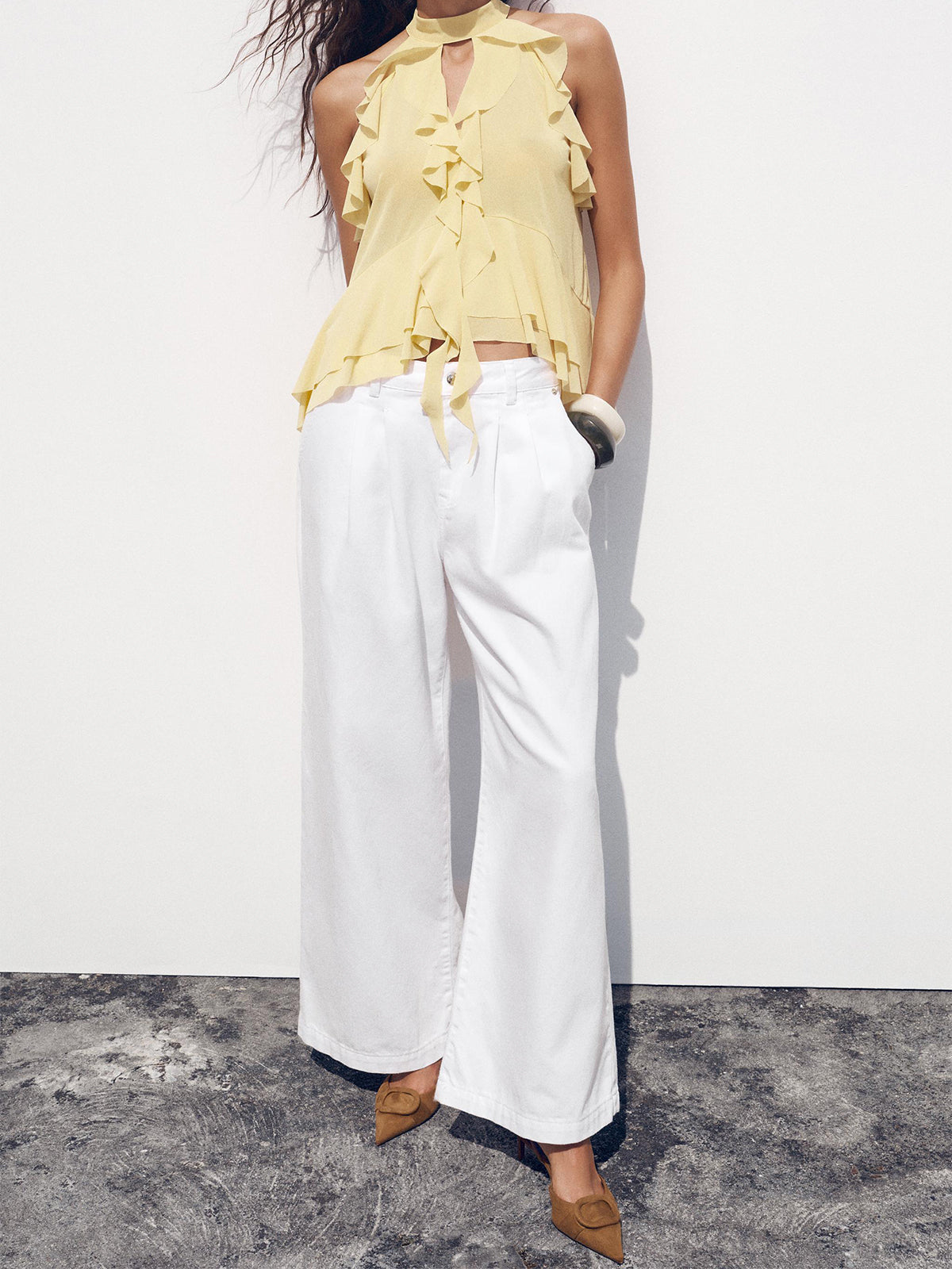 Brown Faux Suede Pointed-Toe Front Applique Slingback Kitten Heels