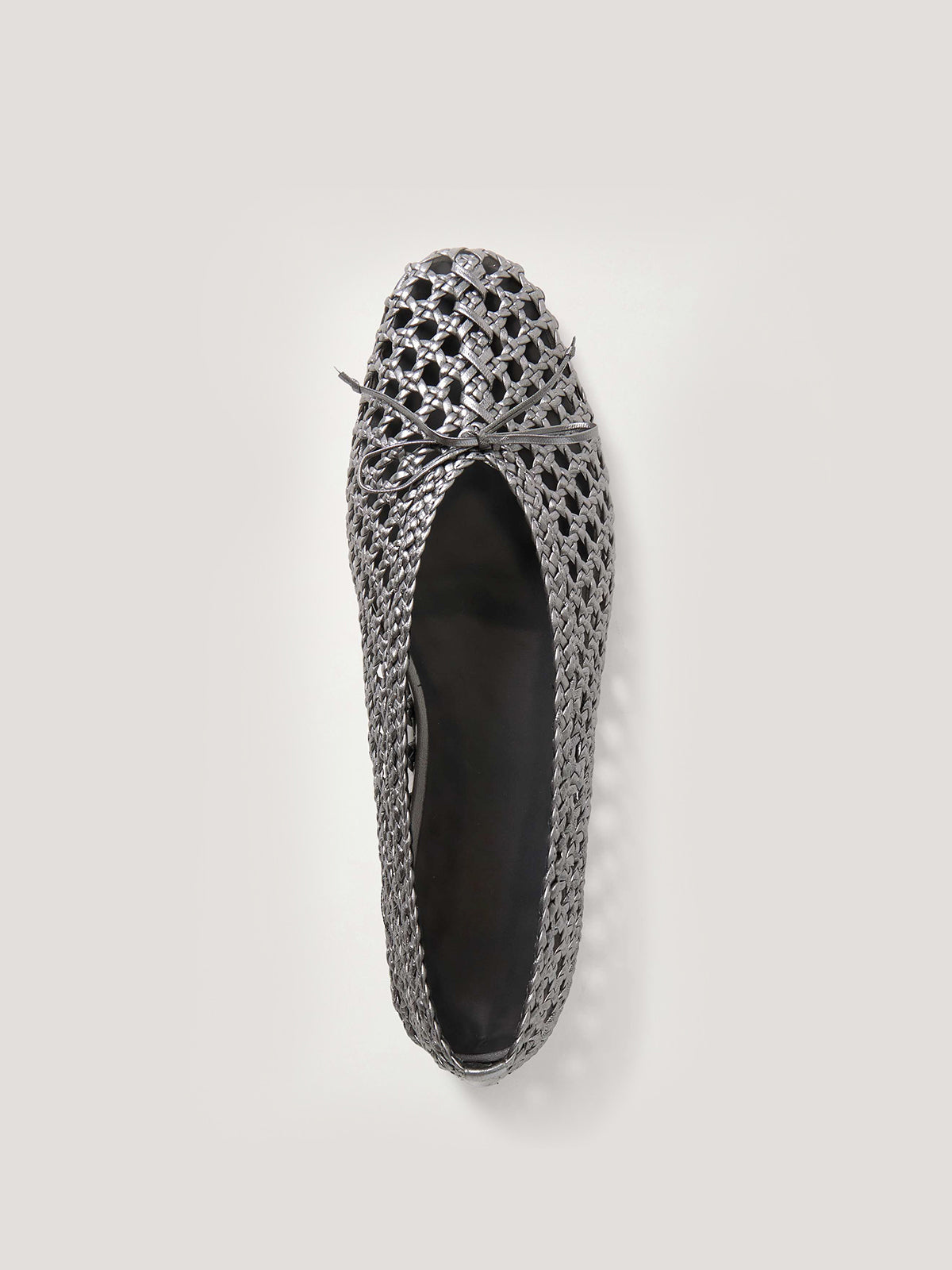Woven Round-Toe Ballet Flats With Bow - Metallic Silver