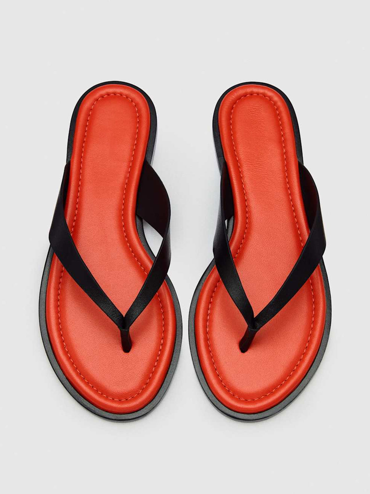 Black Round-Toe Flip-Flop Slip-On Flats Sandals