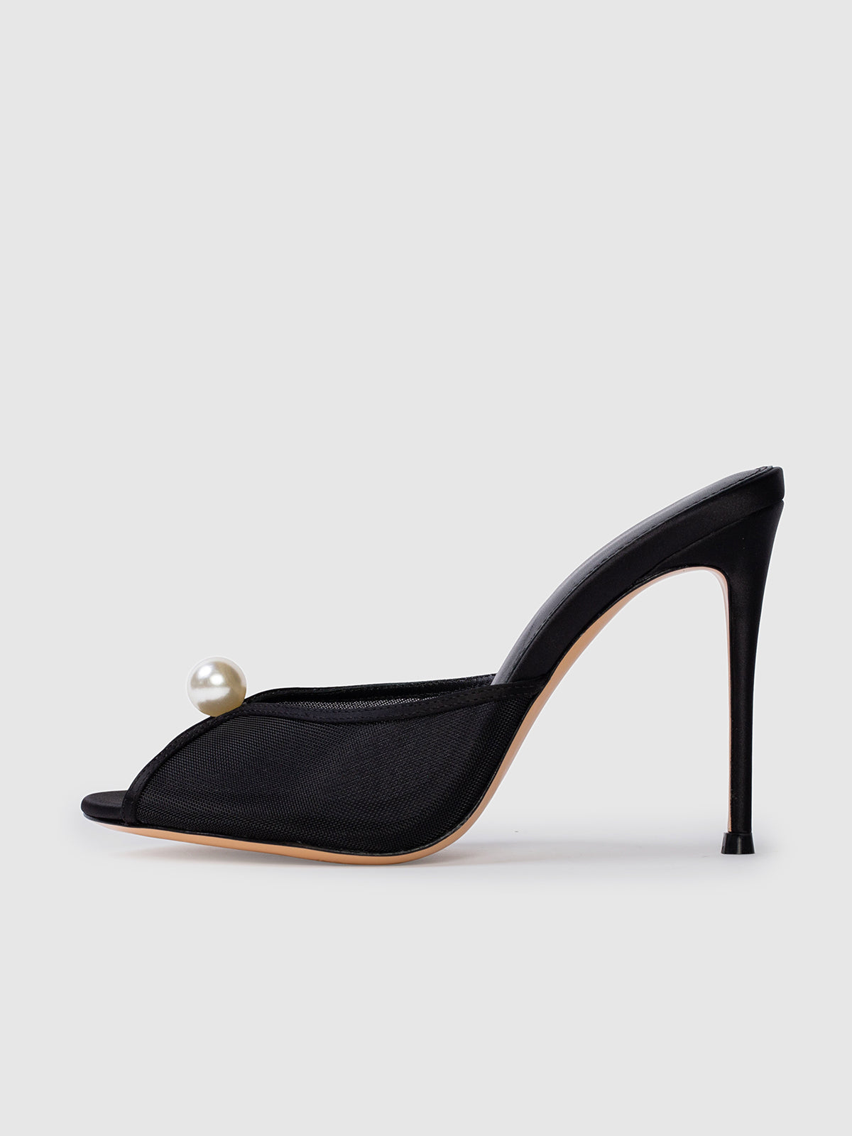 Black Mesh Round-Toe Front Pearl High Heels