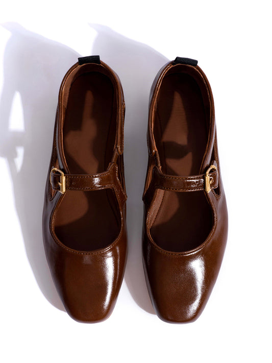 Square-Toe Buckle Strap Chic Flats - Burgundy