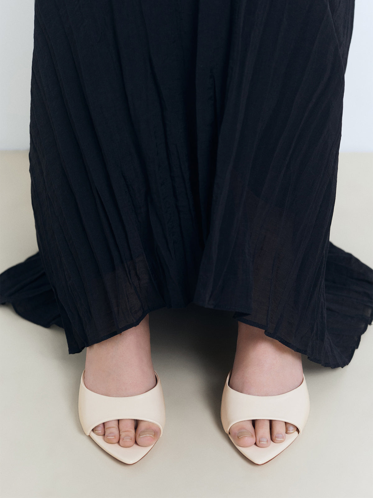 Ivory Pointed-Toe Simple High Heels Sandals