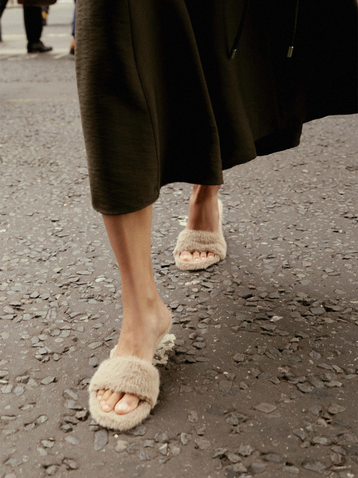 Gray Plush Round-Toe Front Strap Kitten Heels