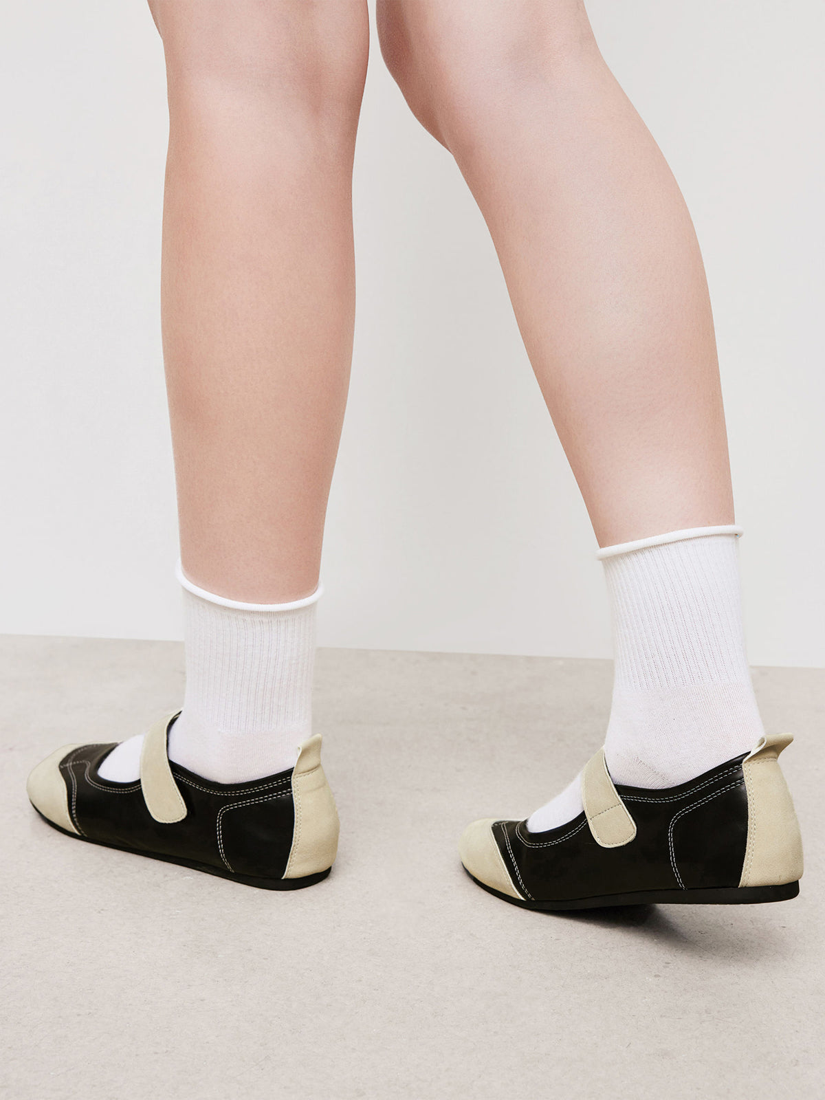 Contrast Beige And Black Round-Toe Chic Mary Jane Strap Flats