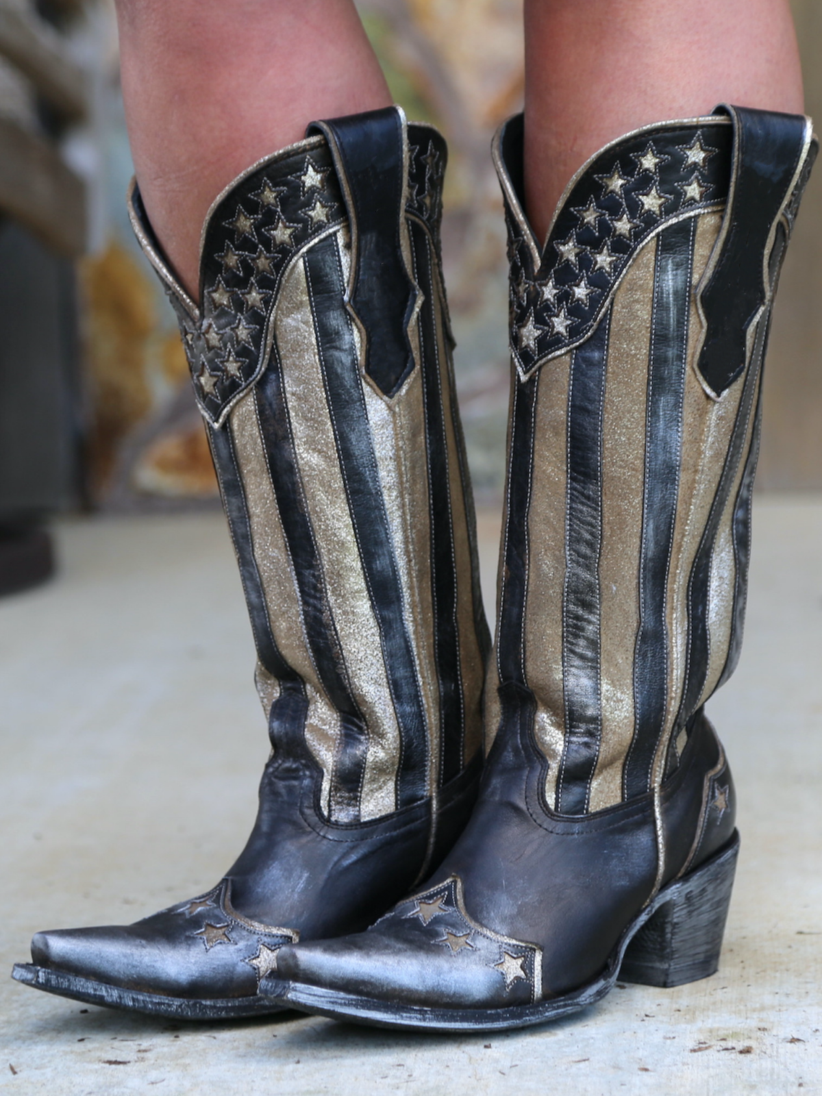 Contrast Black And Metallic Silver Snip-Toe Star Inlay Wide Mid Calf Cowgirl Boots