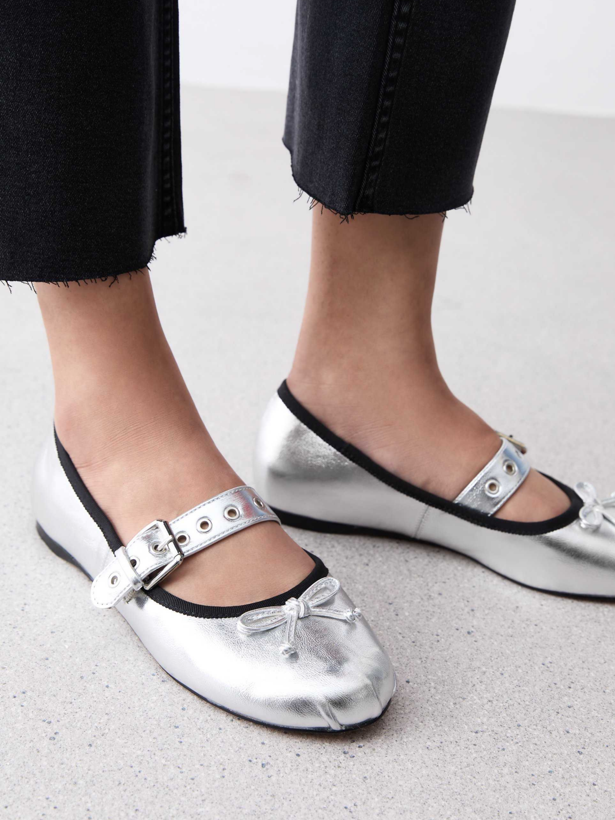 Metallic Silver Bow Ballet Flats Mary Janes With Eyelet Buckled Strap