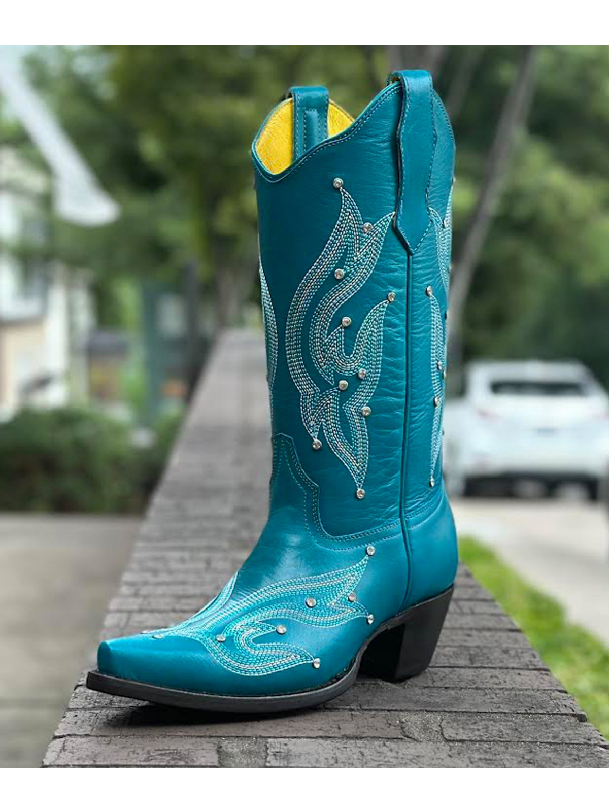 Rhinestone Embroidery Snip-Toe Wide Mid Calf Tall Cowgirl Boots - Turquoise