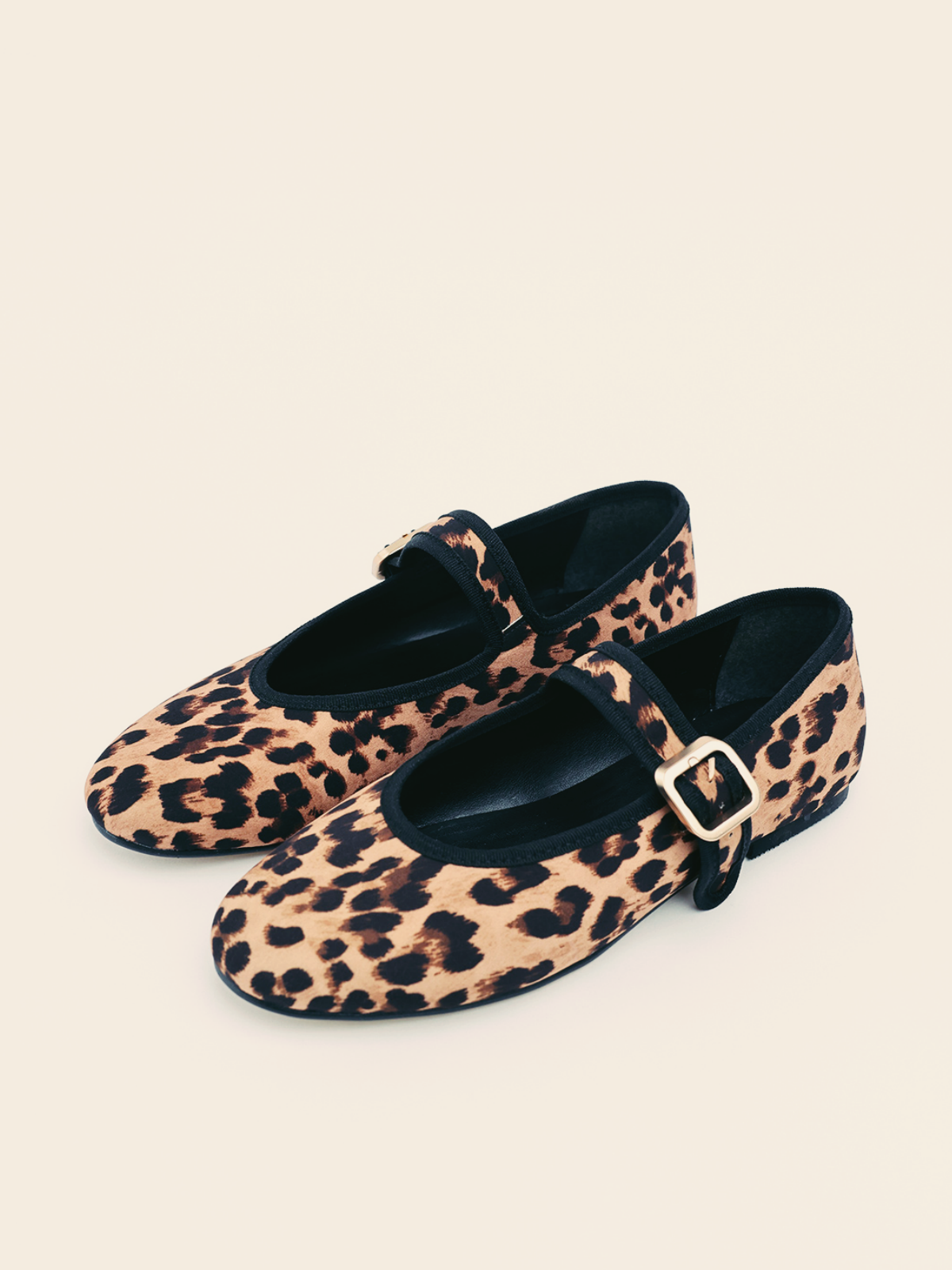 Leopard Printed Buckled Detailed Oval Ballet Flats Mary Janes With Wide Strap