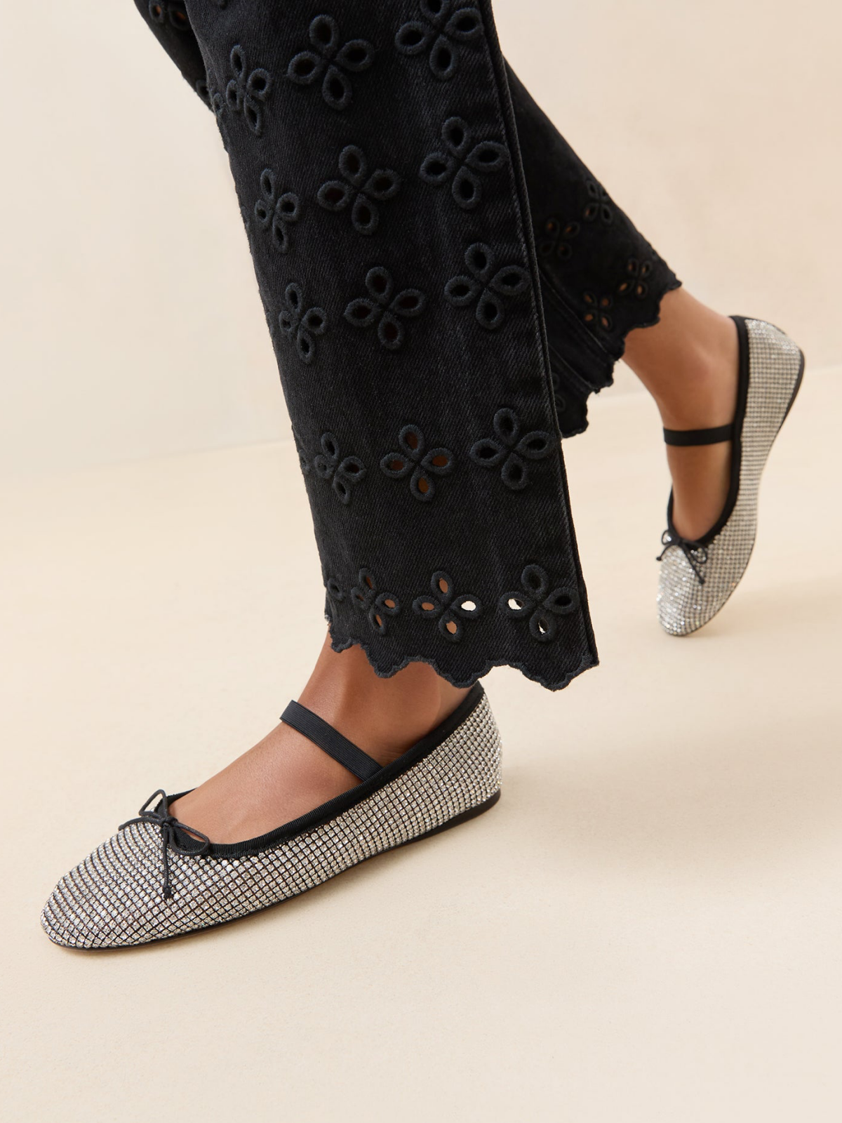 Black Almond-Toe Mesh Rhinestone Bridge Strap Bow Ballet Flats