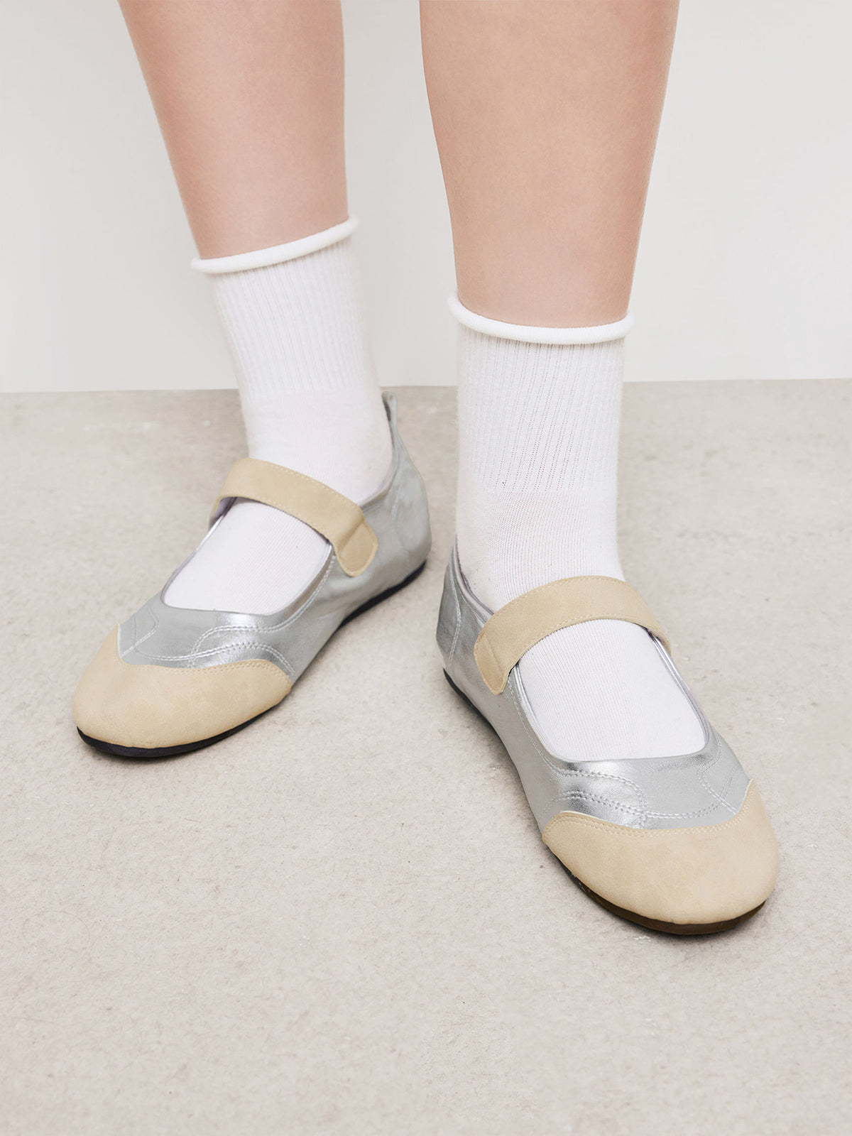 Contrast Beige And Silver Round-Toe Chic Mary Jane Strap Flats