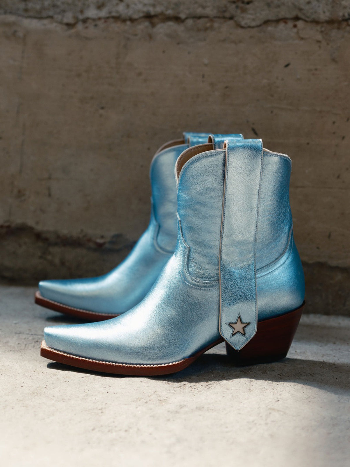 Metallic Blue Snip-Toe Long Ear Pull  With Heart Inlay Ankle Boots