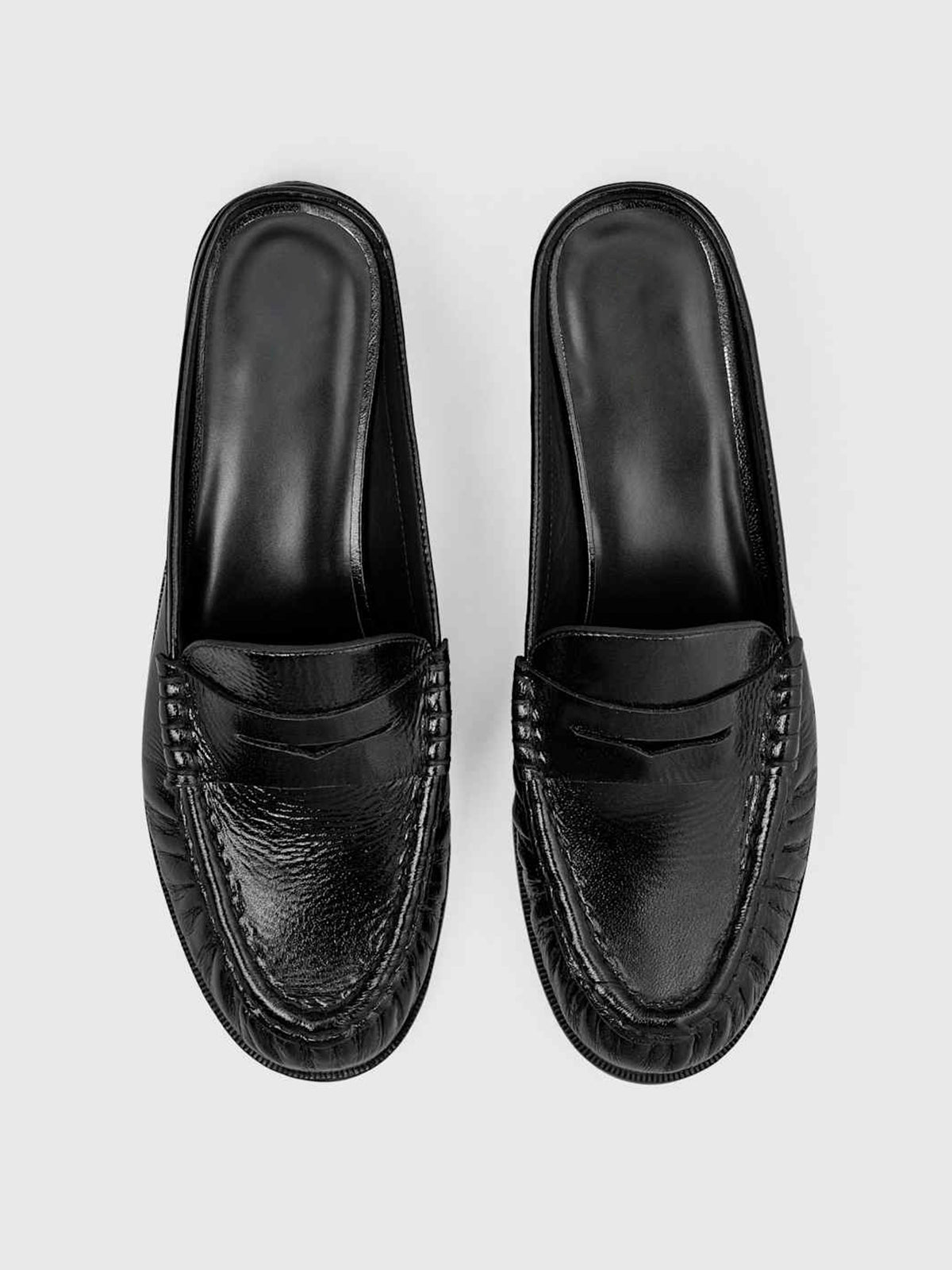 Crinkle Black Round-Toe Chic Slip-On Mules Flats