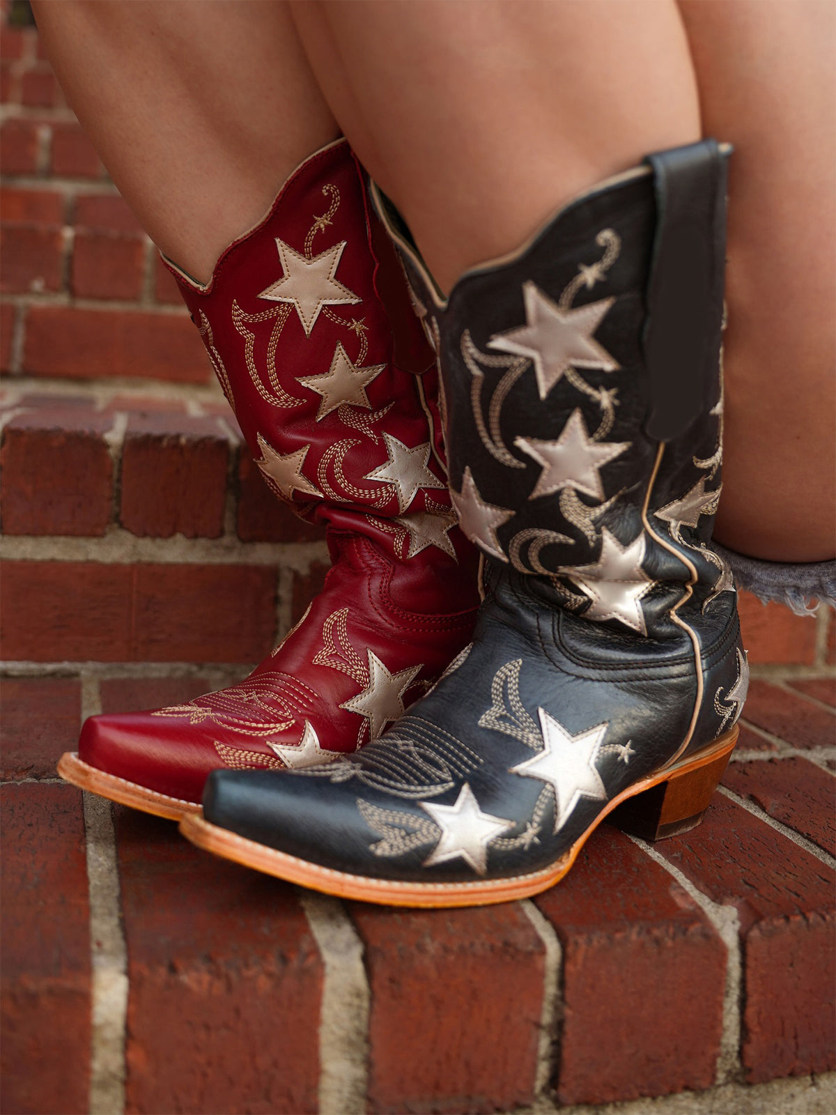 Black Snip-Toe Chic Stars Inlay With Embroidery Mid Calf Cowgirl Boots